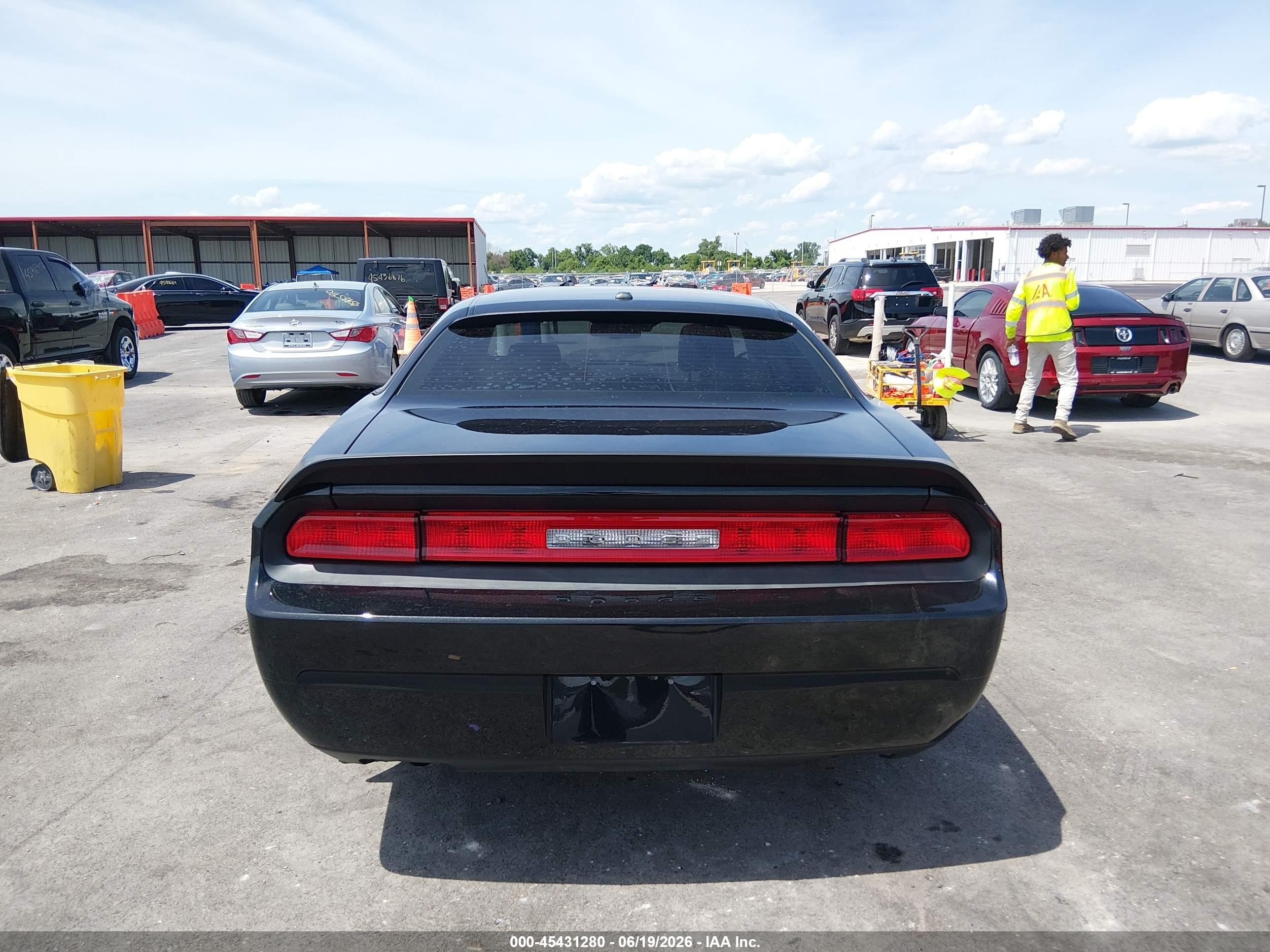 2009 Dodge Challenger Srt8 Black vin: 2B3LJ74W99H569764