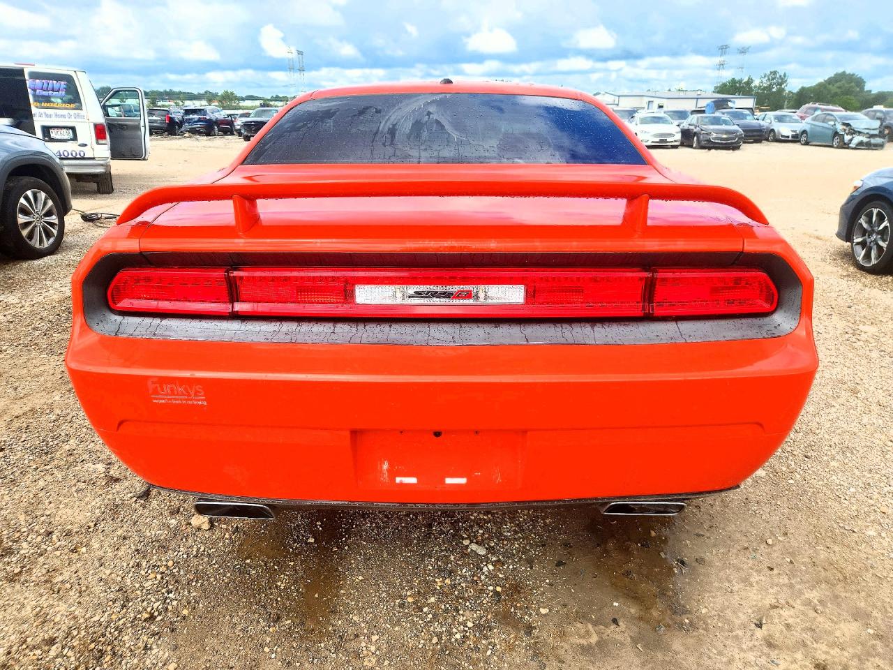 2008 Dodge Challenger Srt-8 Оранжевый vin: 2B3LJ74WX8H289544