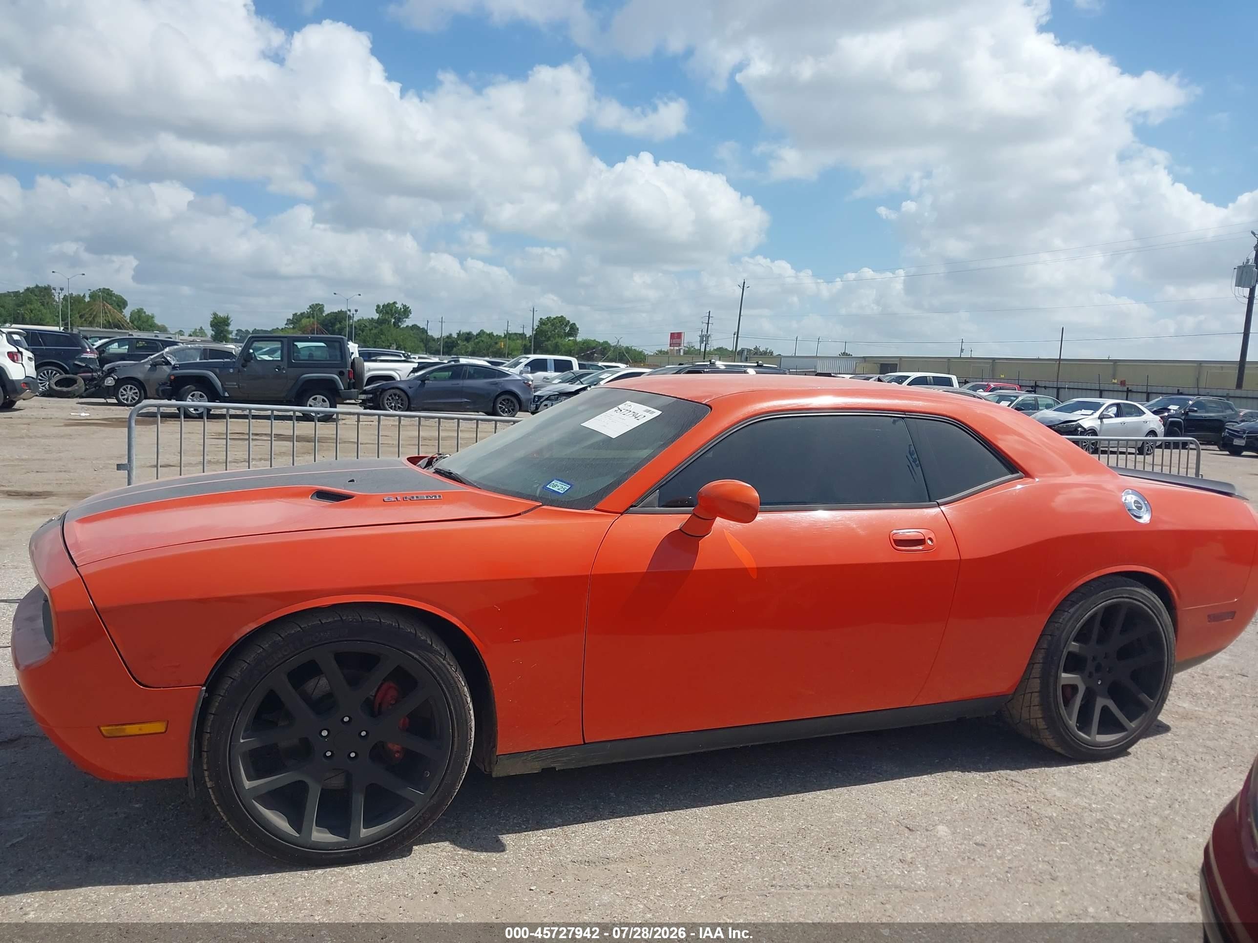 2008 Dodge Challenger Srt8 Оранжевый vin: 2B3LJ74WX8H301286