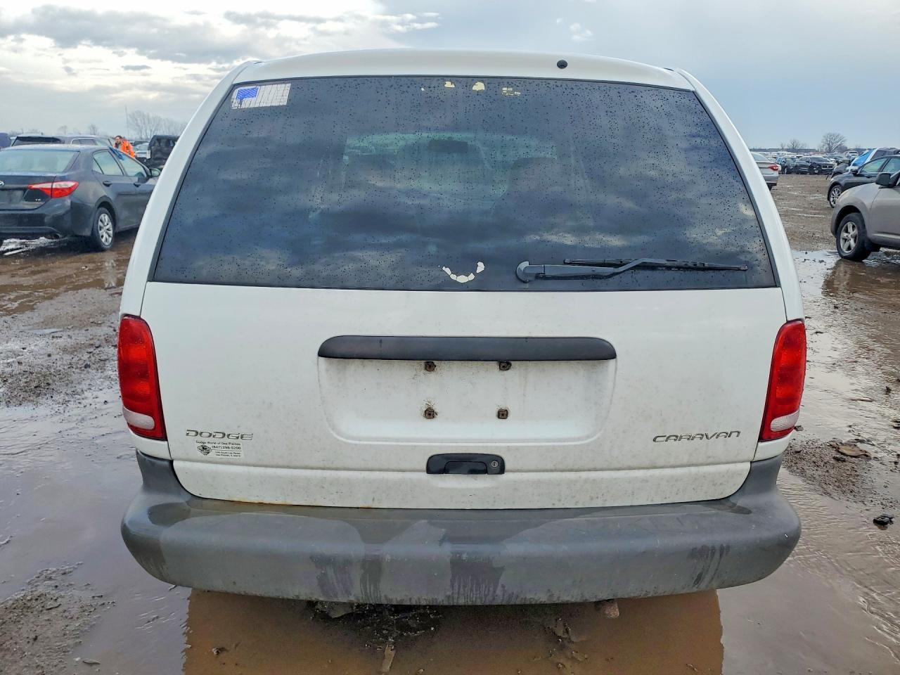 1999 Dodge Caravan White vin: 2B4FP2531XR102635