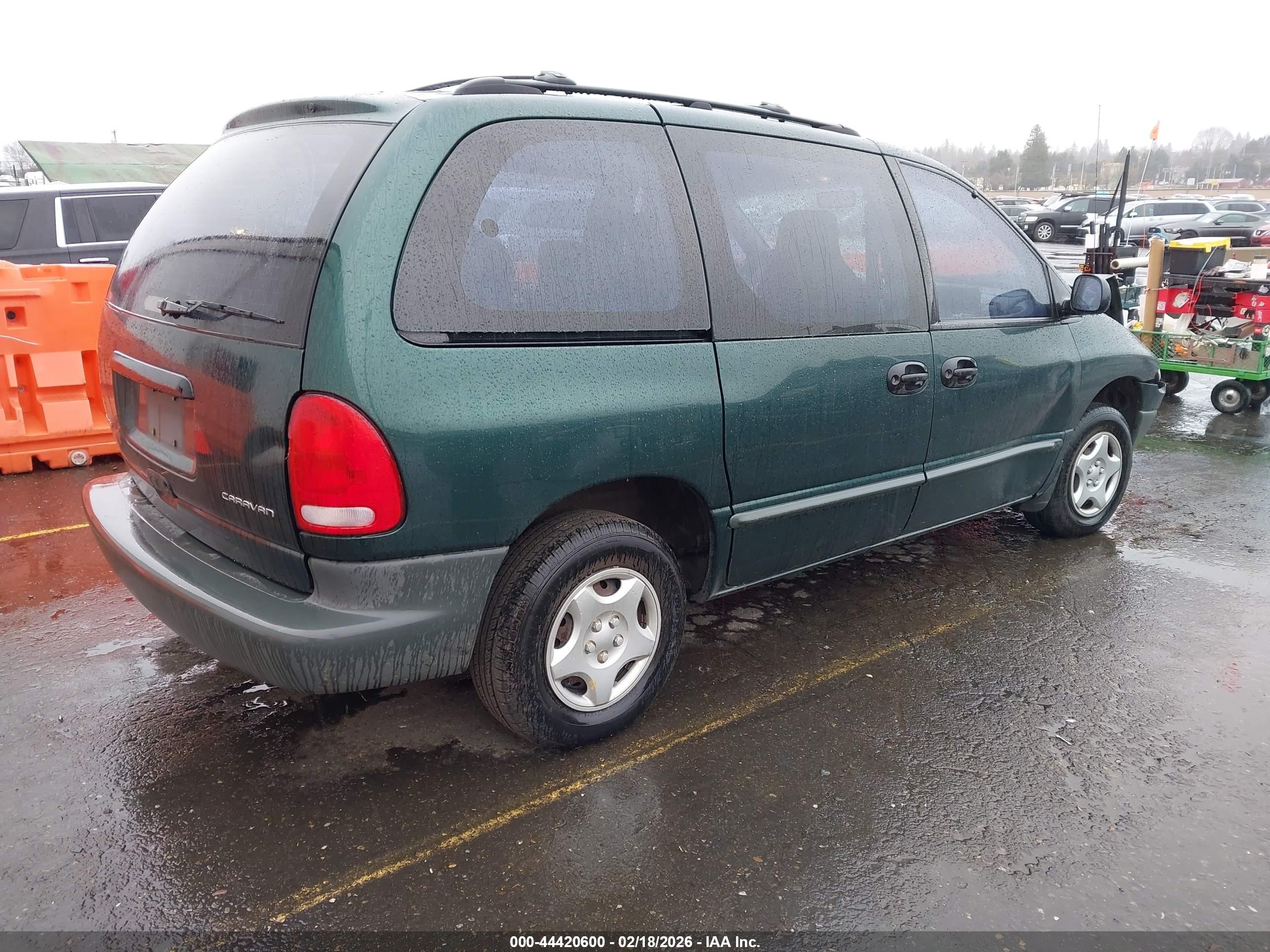 1997 Dodge Caravan   Green vin: 2B4FP2533VR407843