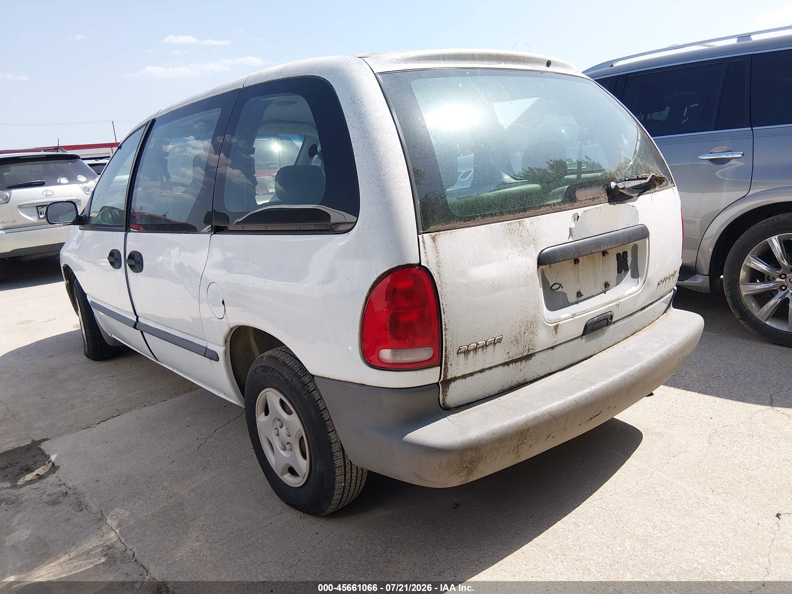 2000 Dodge Caravan   White vin: 2B4FP25B0YR682825
