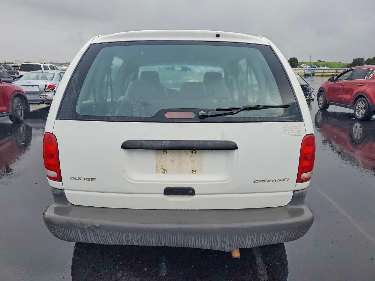1999 Dodge Caravan White vin: 2B4FP25B3XR293224