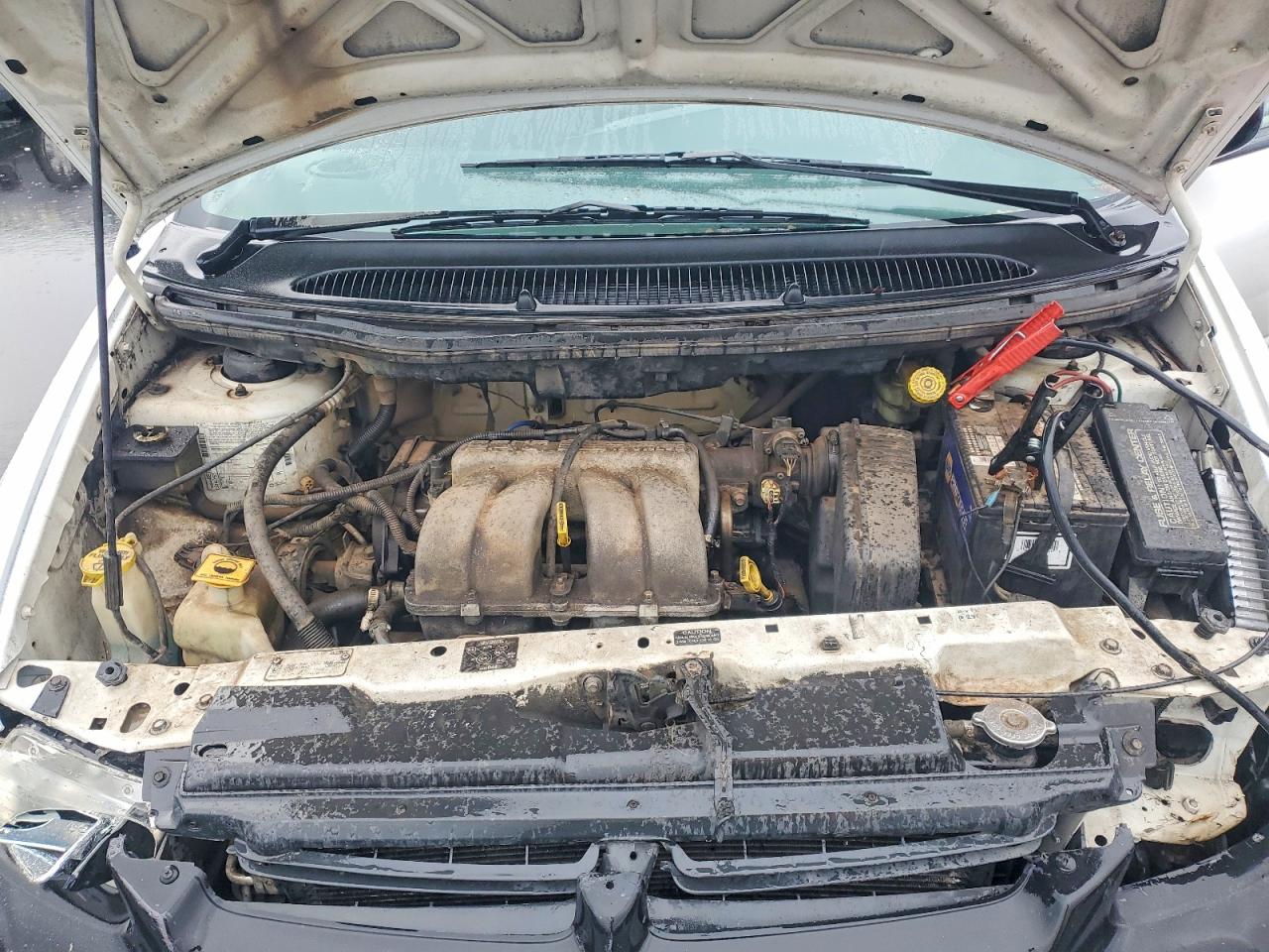 1999 Dodge Caravan White vin: 2B4FP25B3XR293224