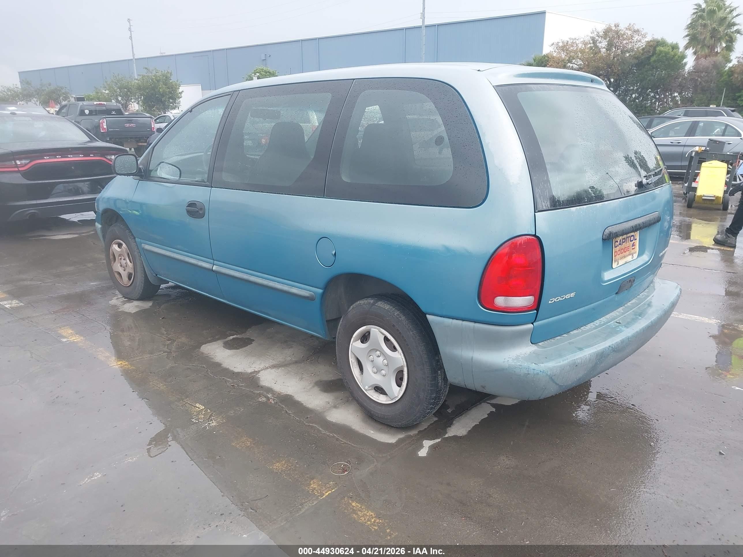 1998 Dodge Caravan   Blue vin: 2B4FP25B5WR705934
