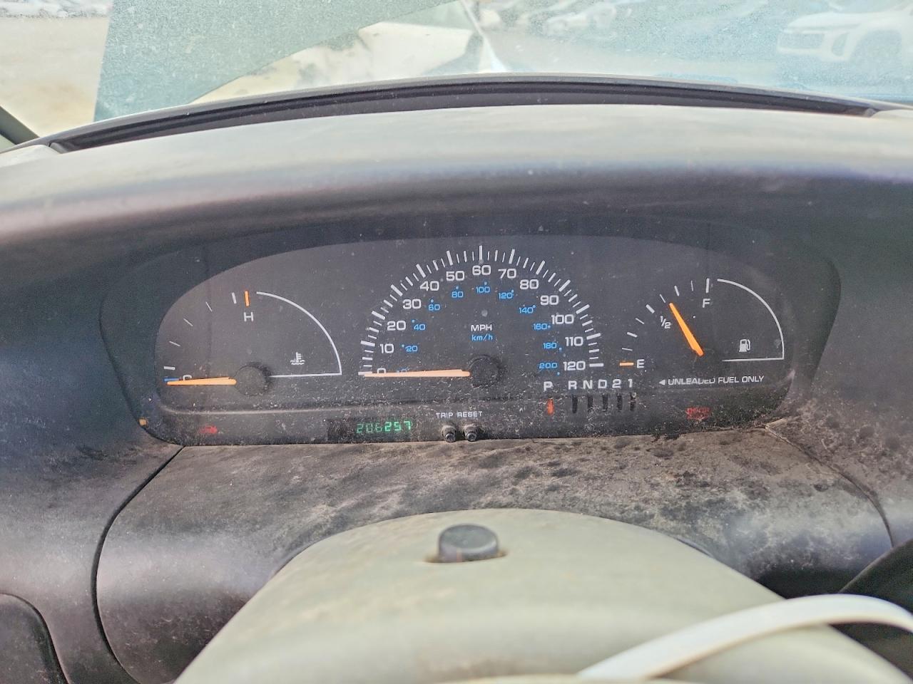 1999 Dodge Caravan Green vin: 2B4FP25B5XR374371