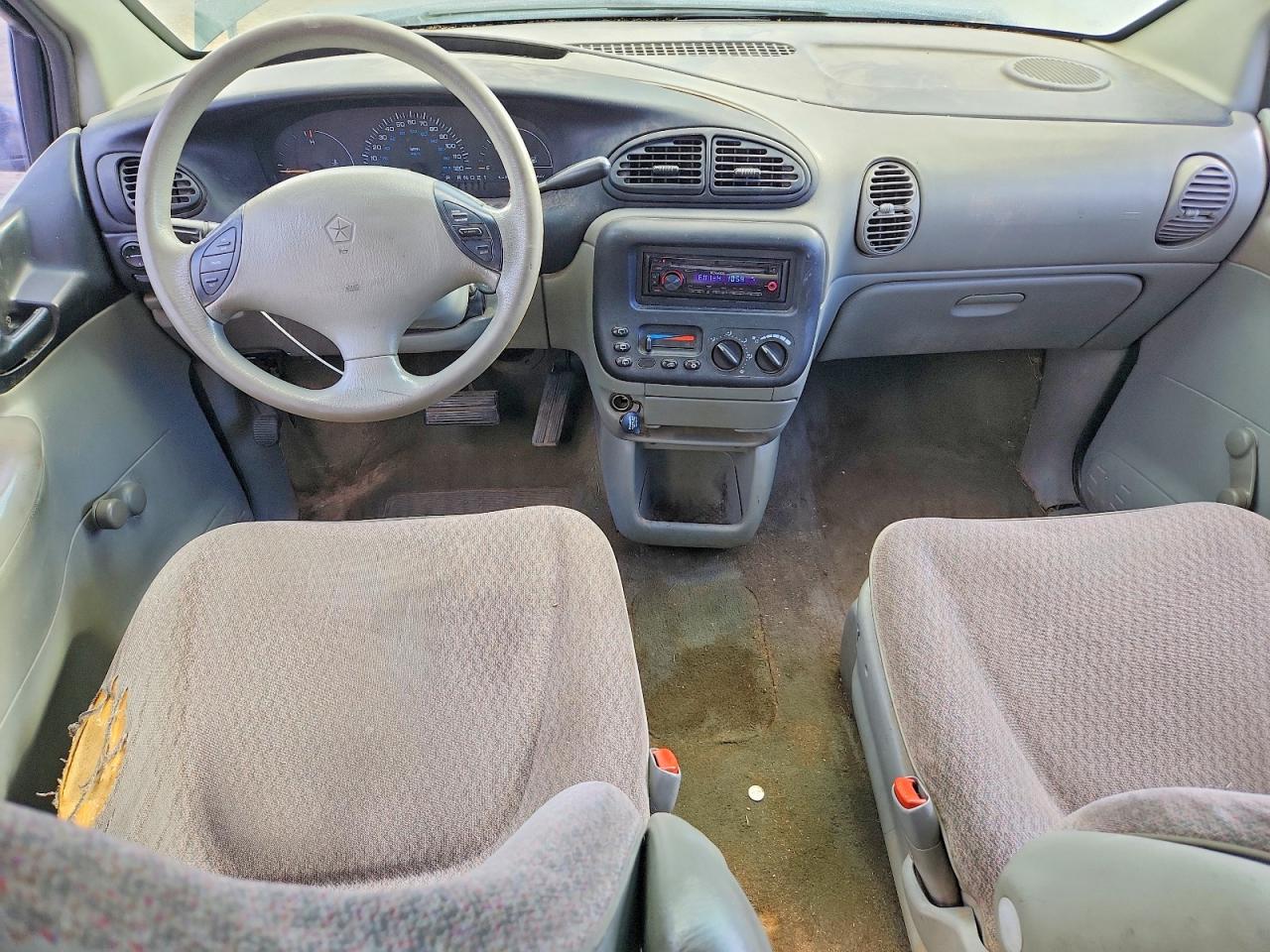 1999 Dodge Caravan Green vin: 2B4FP25B5XR374371