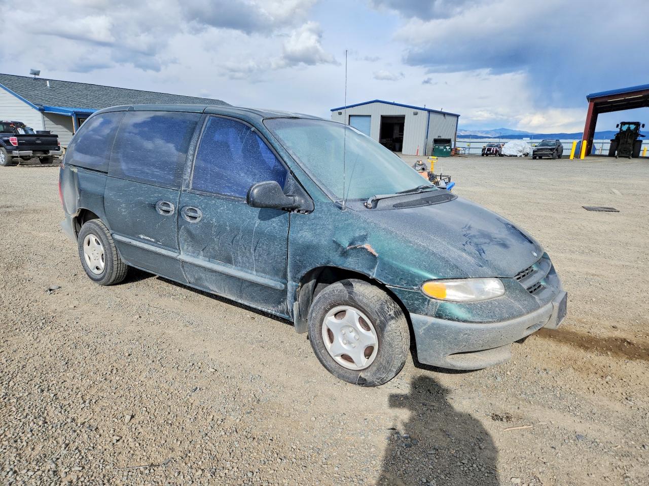 1999 Dodge Caravan Green vin: 2B4FP25B5XR374371