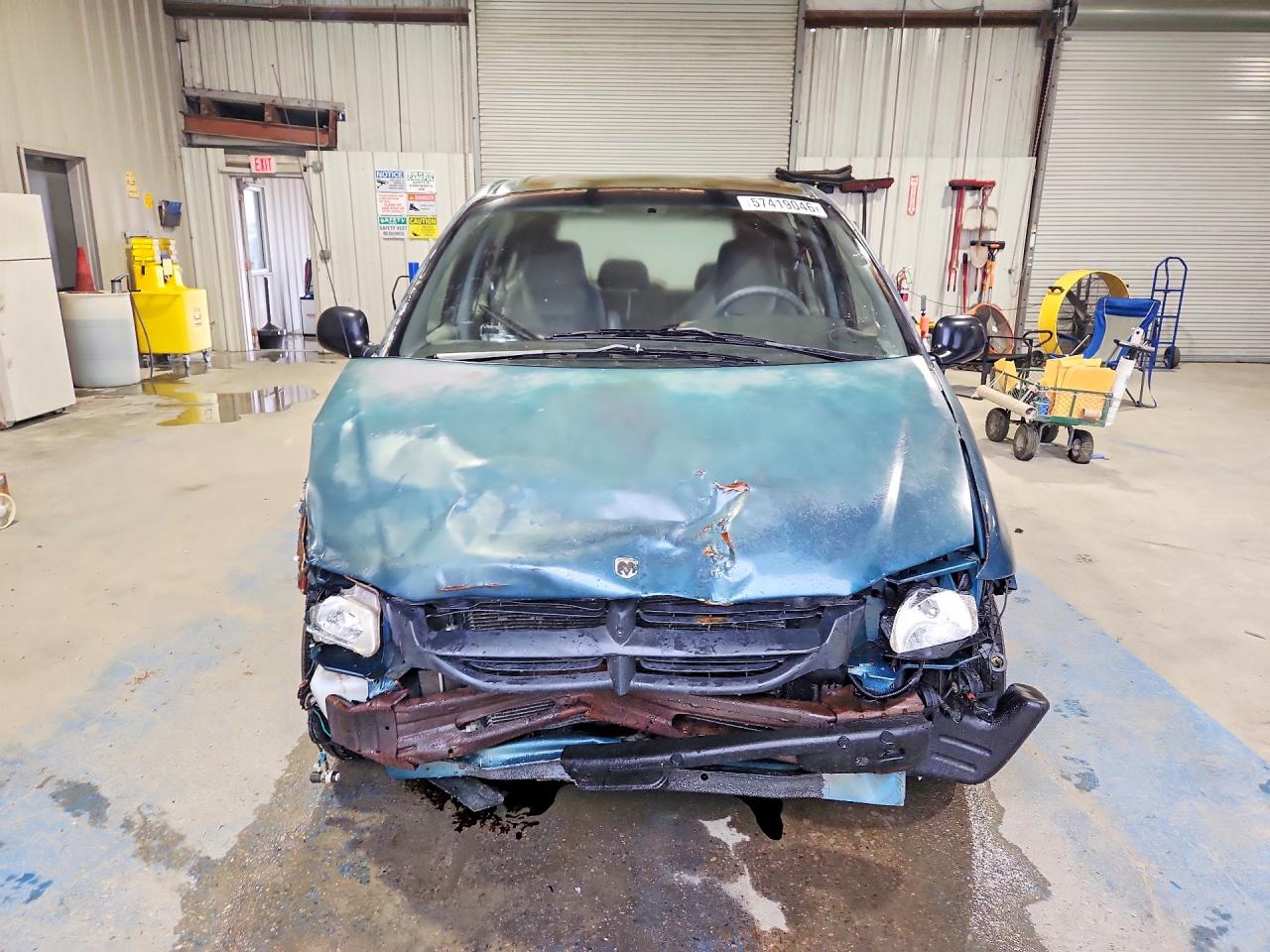 2000 Dodge Caravan Turquoise vin: 2B4FP25B8YR692602