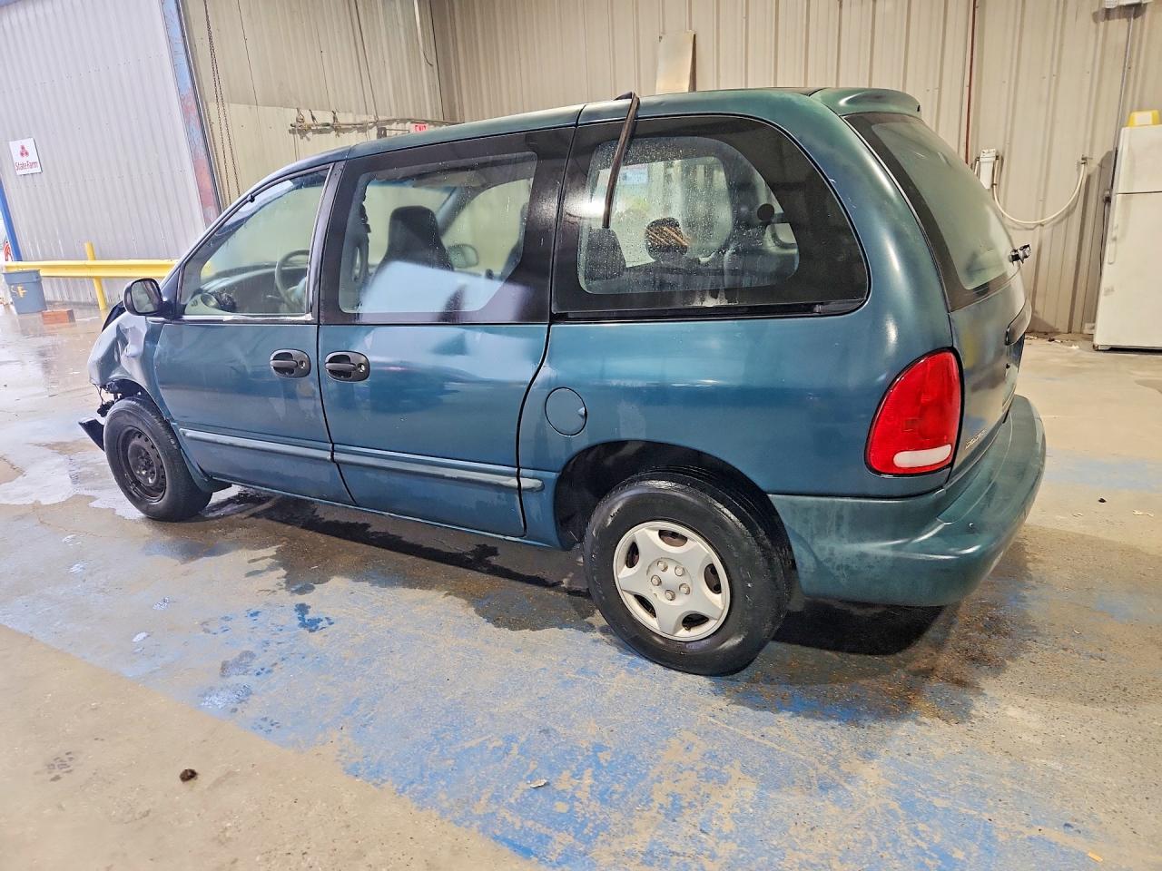 2000 Dodge Caravan Turquoise vin: 2B4FP25B8YR692602
