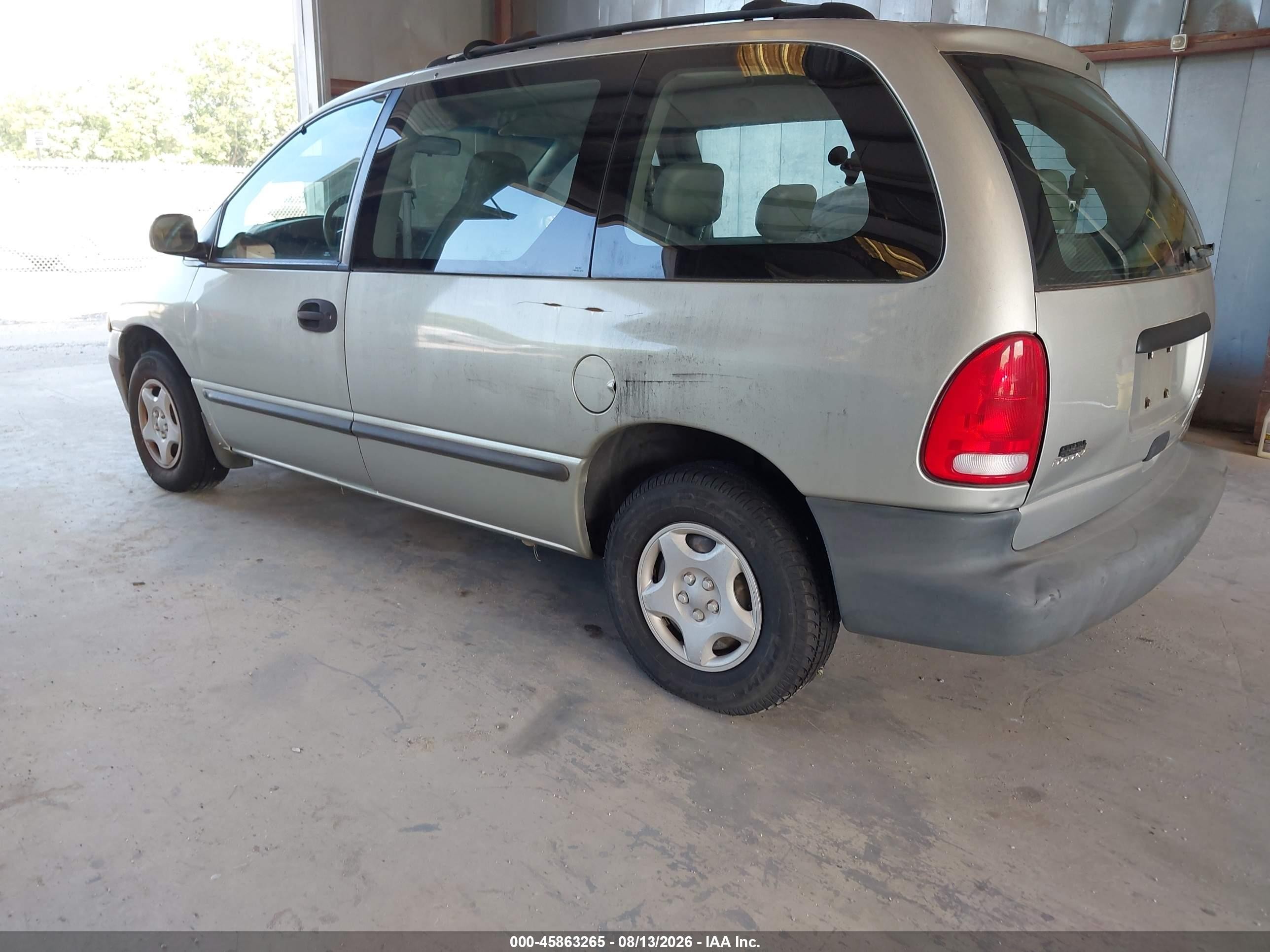 2000 Dodge Caravan   Gray vin: 2B4FP25B8YR708460
