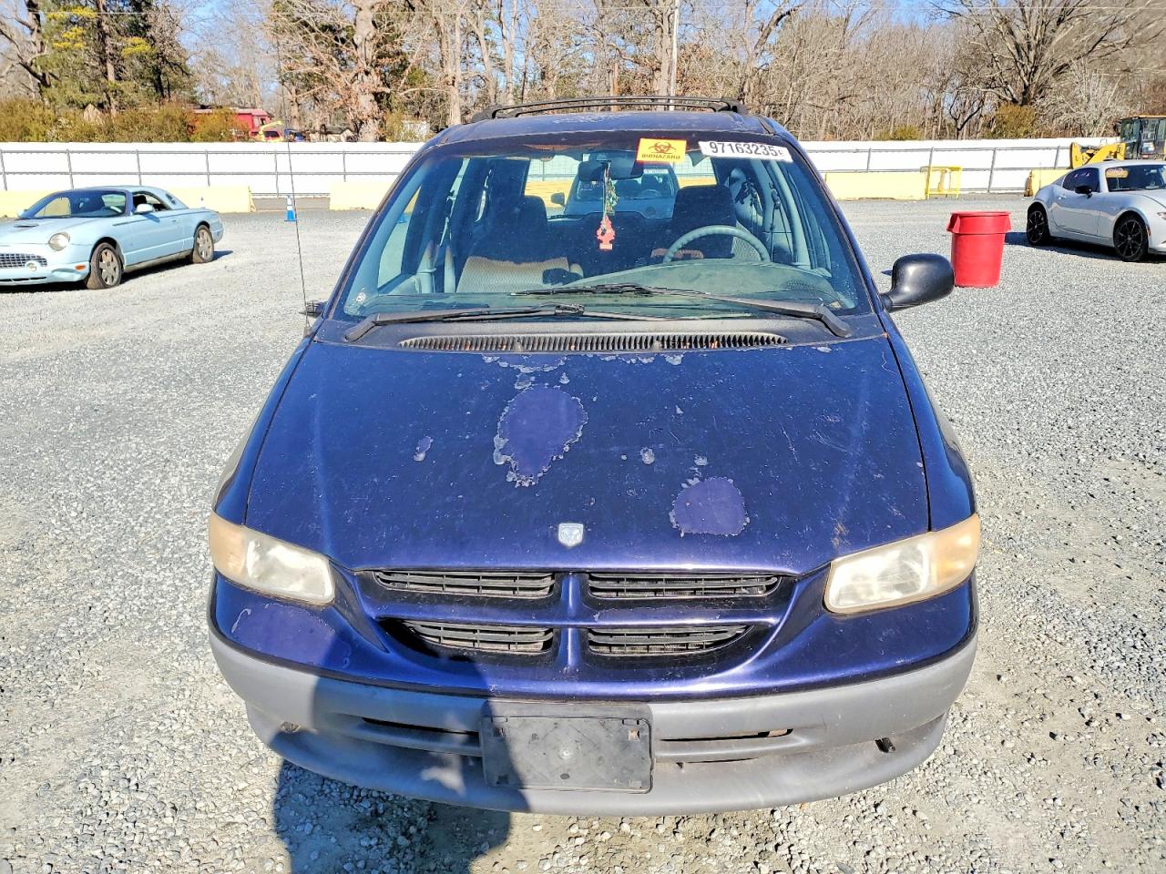 1999 Dodge Caravan Blue vin: 2B4FP25B9XR133820