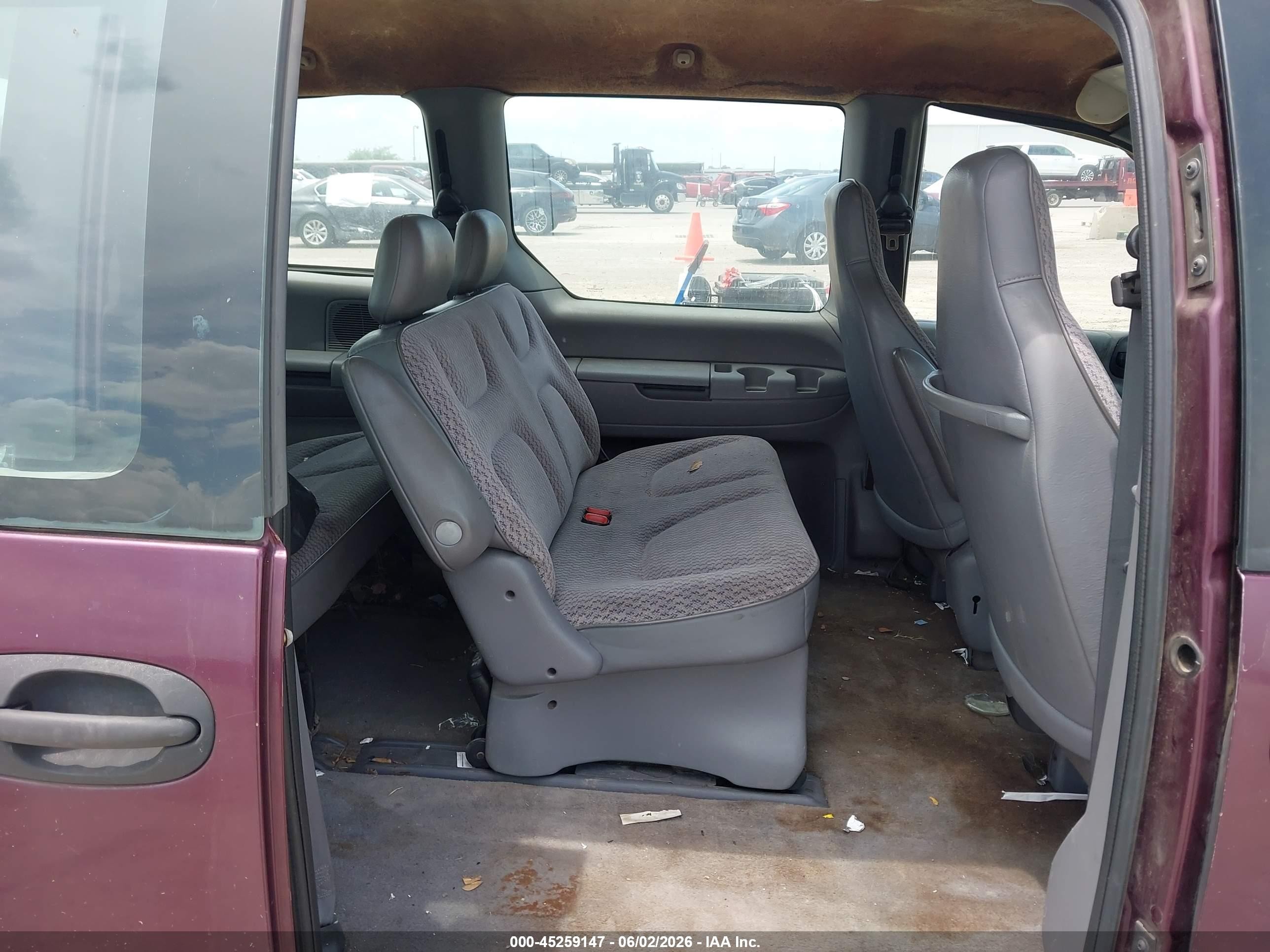 2000 Dodge Caravan   Темно-бордовый vin: 2B4FP25B9YR679275