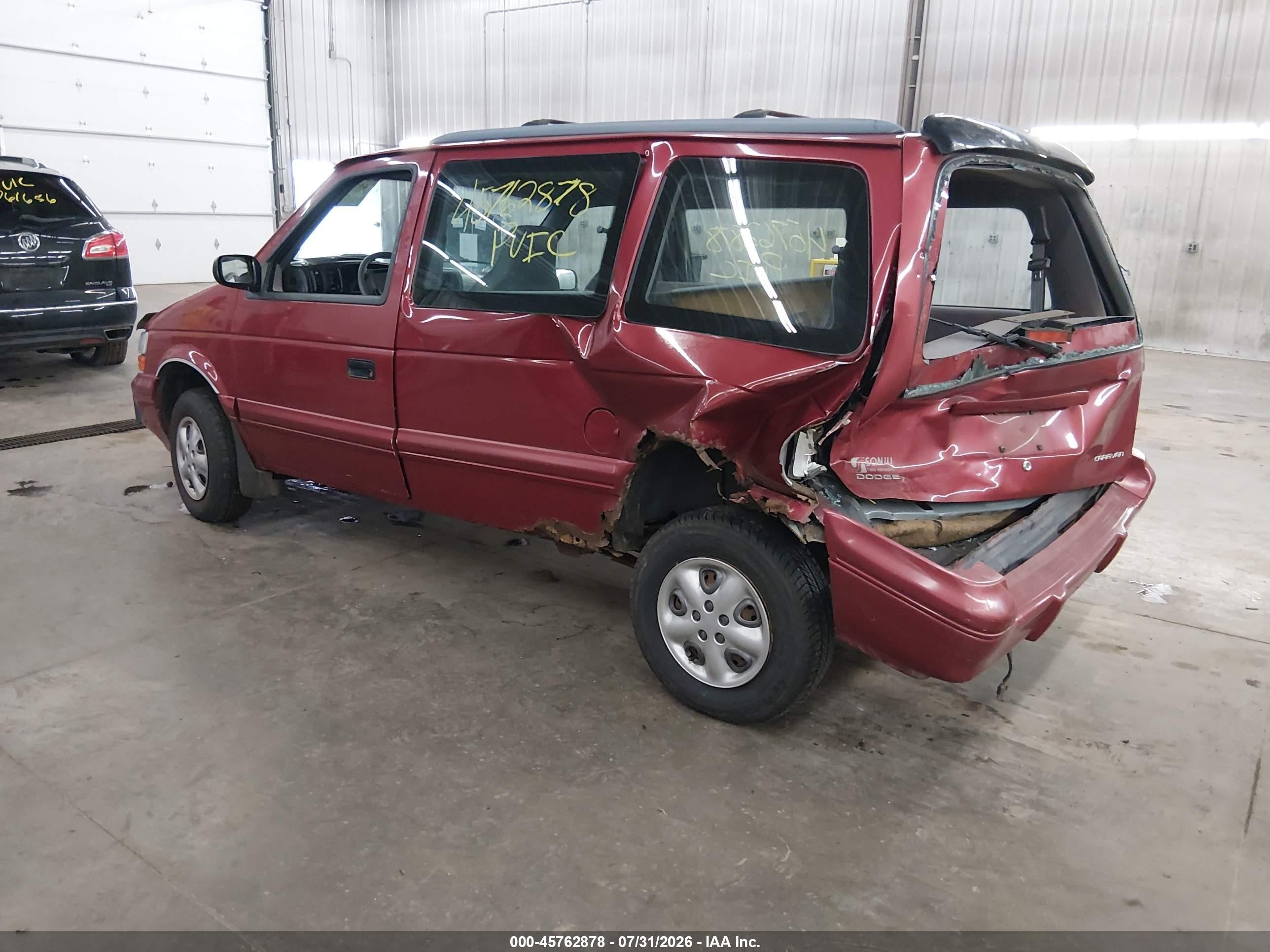 1994 Dodge Caravan   Red vin: 2B4GH2533RR799696
