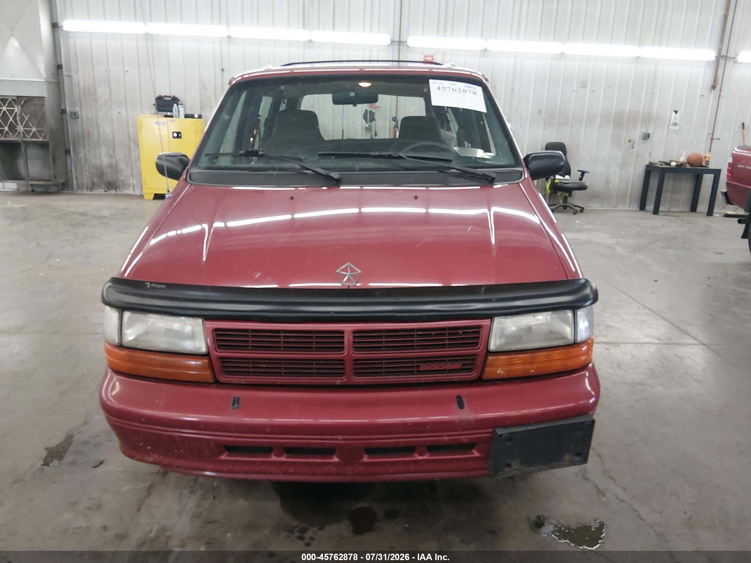 1994 Dodge Caravan   Red vin: 2B4GH2533RR799696