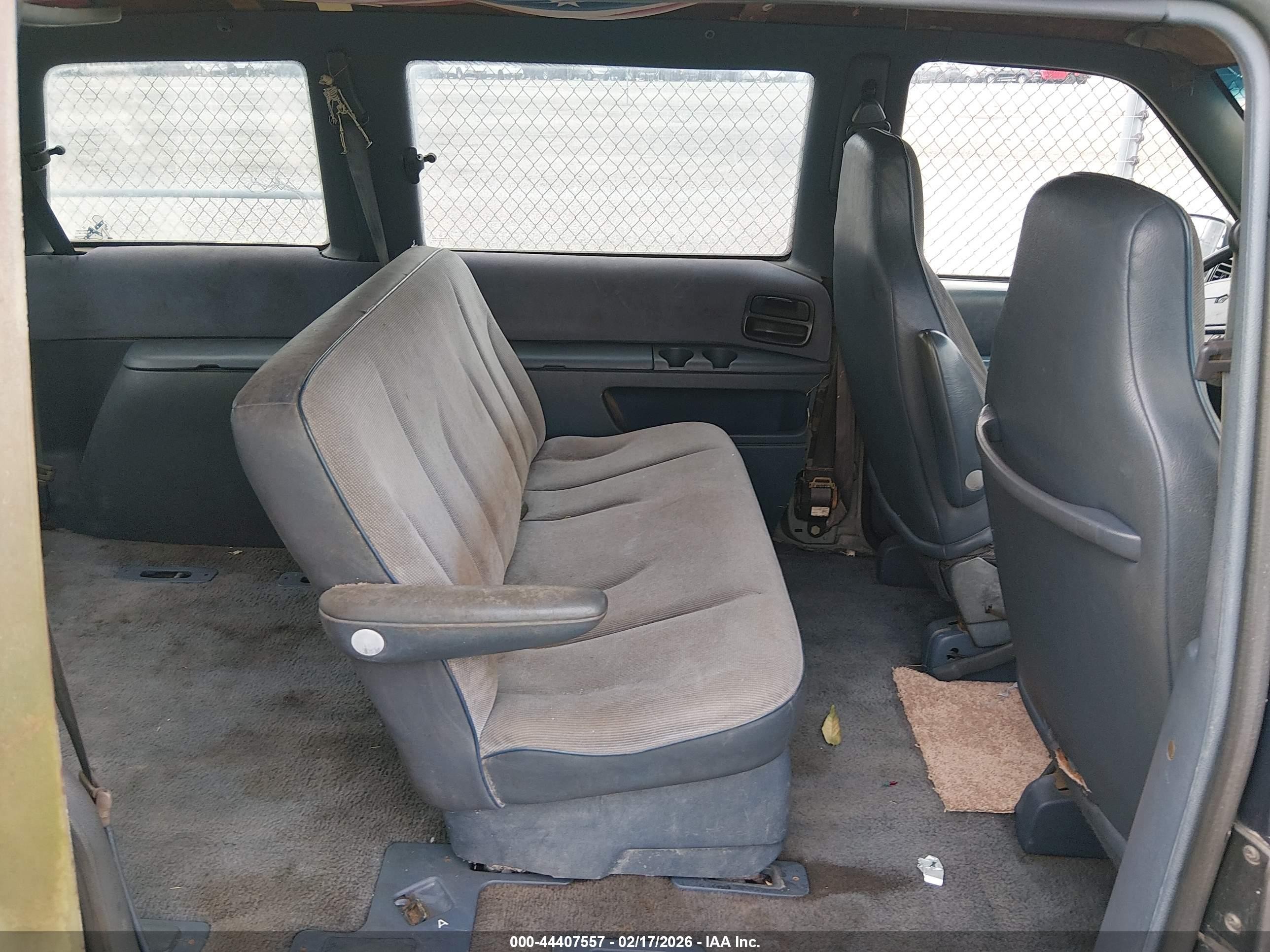 1995 Dodge Caravan   Blue vin: 2B4GH2535SR209326