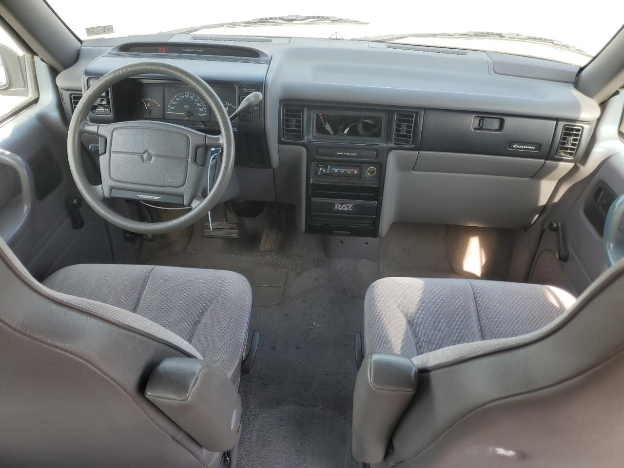 1992 Dodge Caravan Silver vin: 2B4GH25K3NR776100