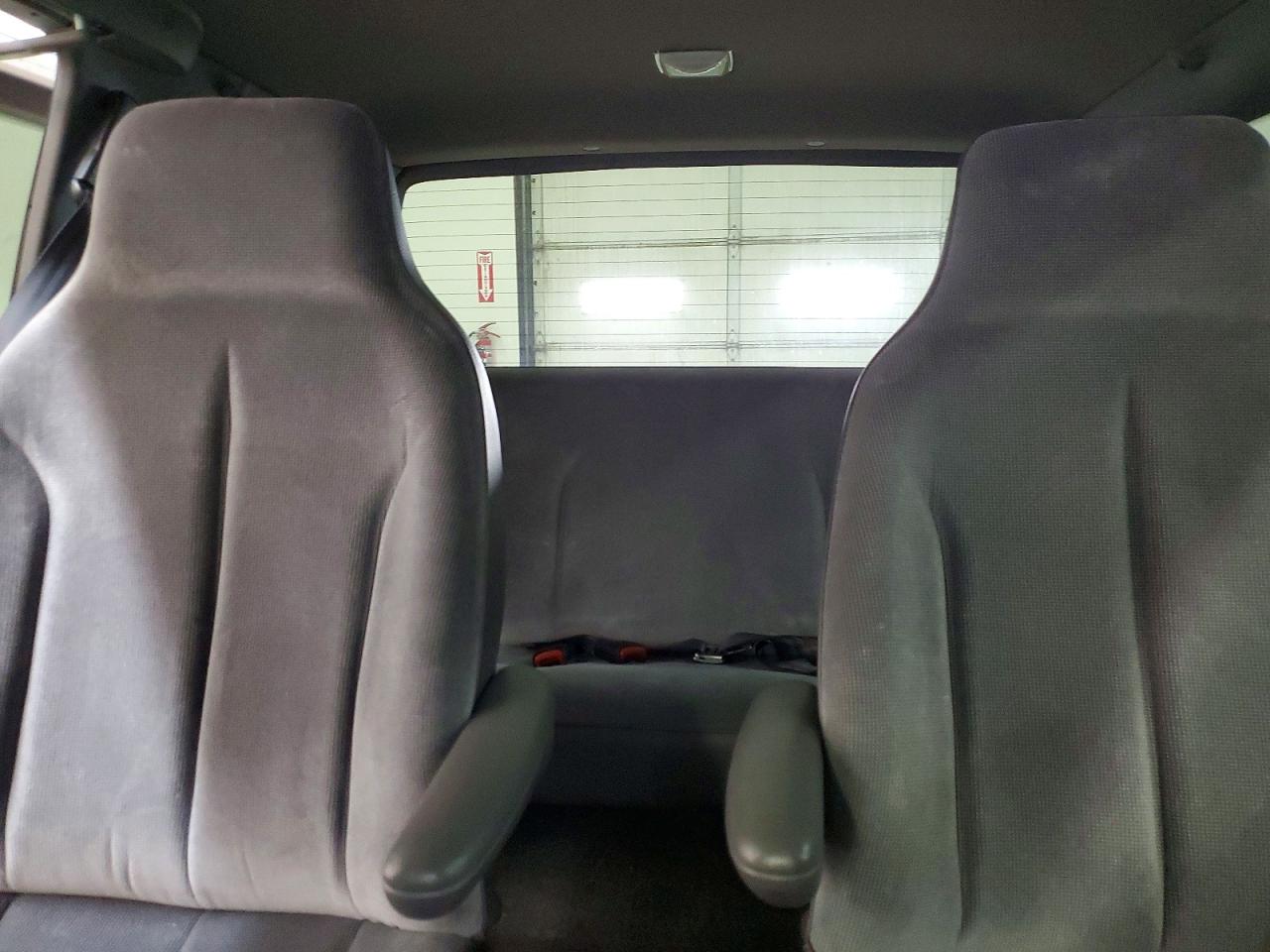 1995 Dodge Caravan Se White vin: 2B4GH45R4SR236467