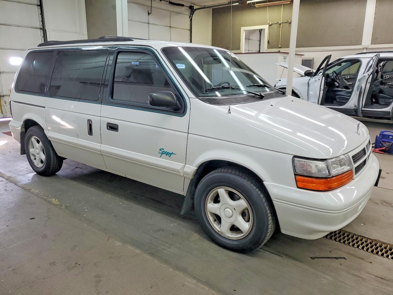 1995 Dodge Caravan Se White vin: 2B4GH45R4SR236467