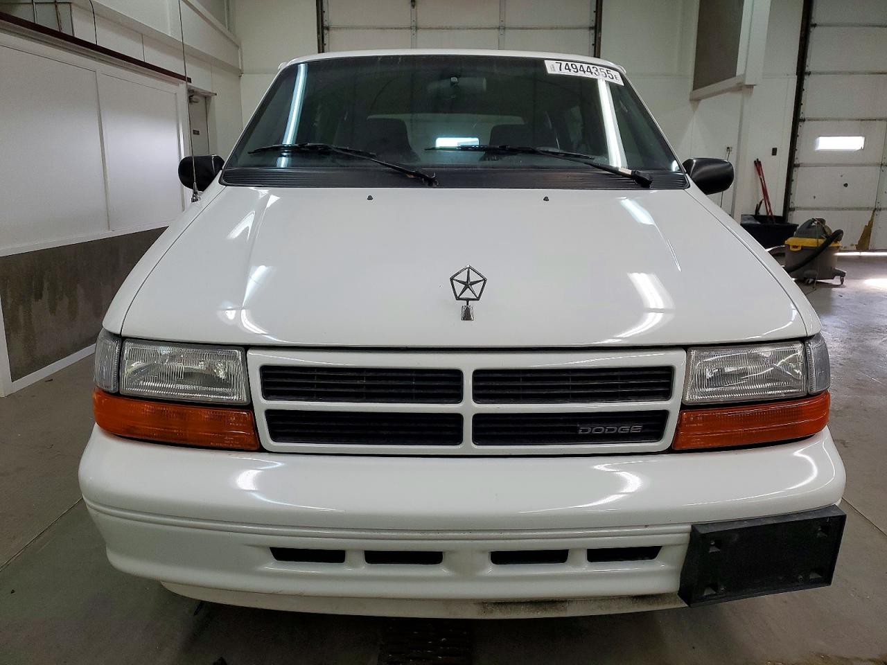 1995 Dodge Caravan Se White vin: 2B4GH45R4SR236467