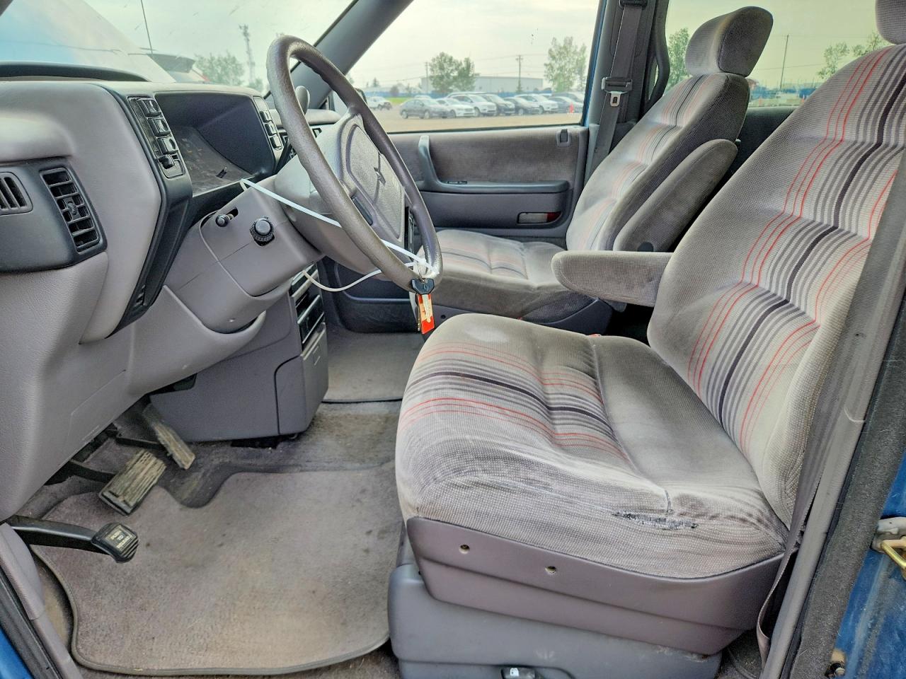 1992 Dodge Caravan Le Blue vin: 2B4GH55R3NR777259