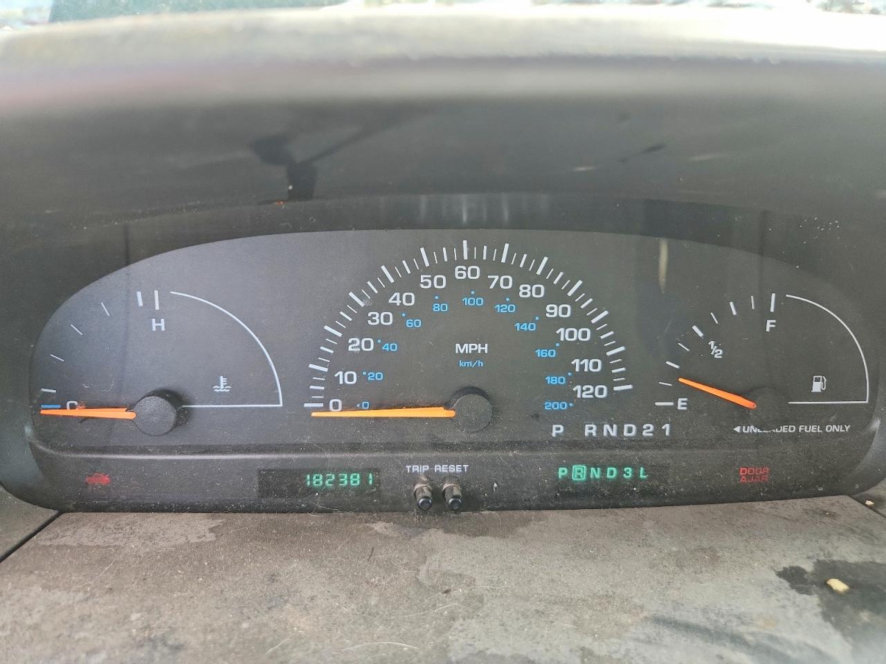 2000 Dodge Grand Caravan Green vin: 2B4GP2437YR759625