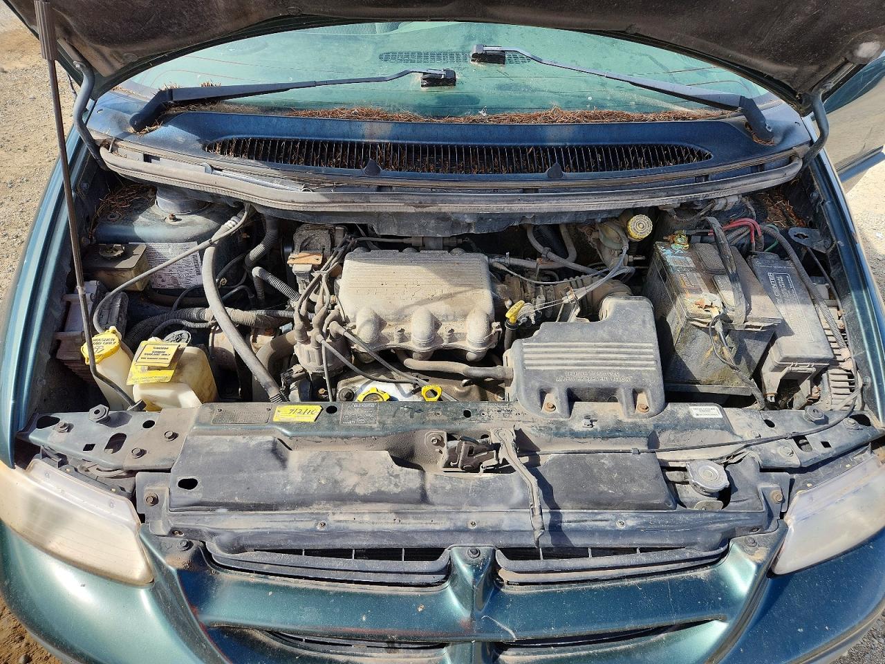 2000 Dodge Grand Caravan Green vin: 2B4GP2437YR759625