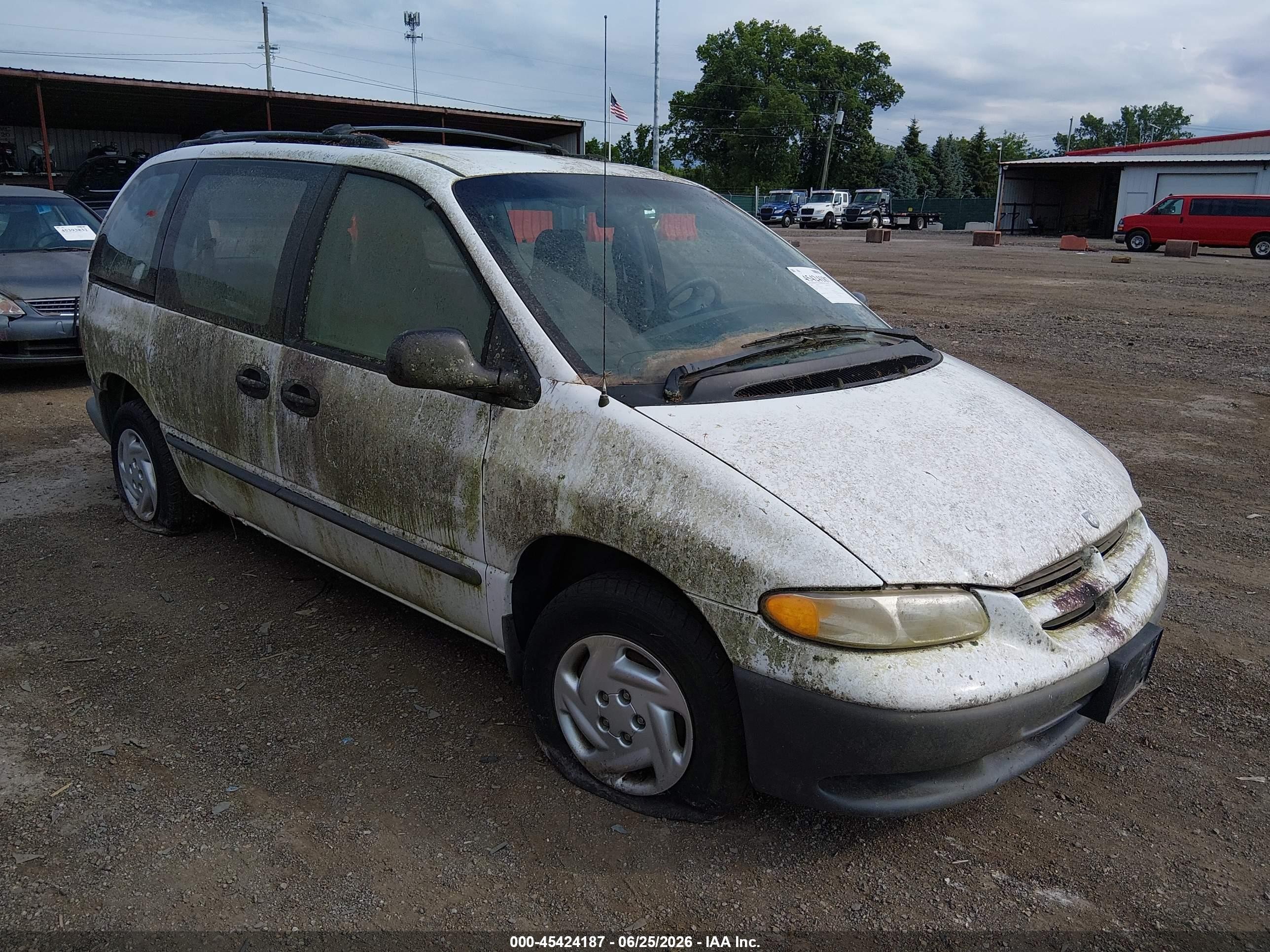 2000 Dodge Caravan   Белый vin: 2B4GP2537YR860193