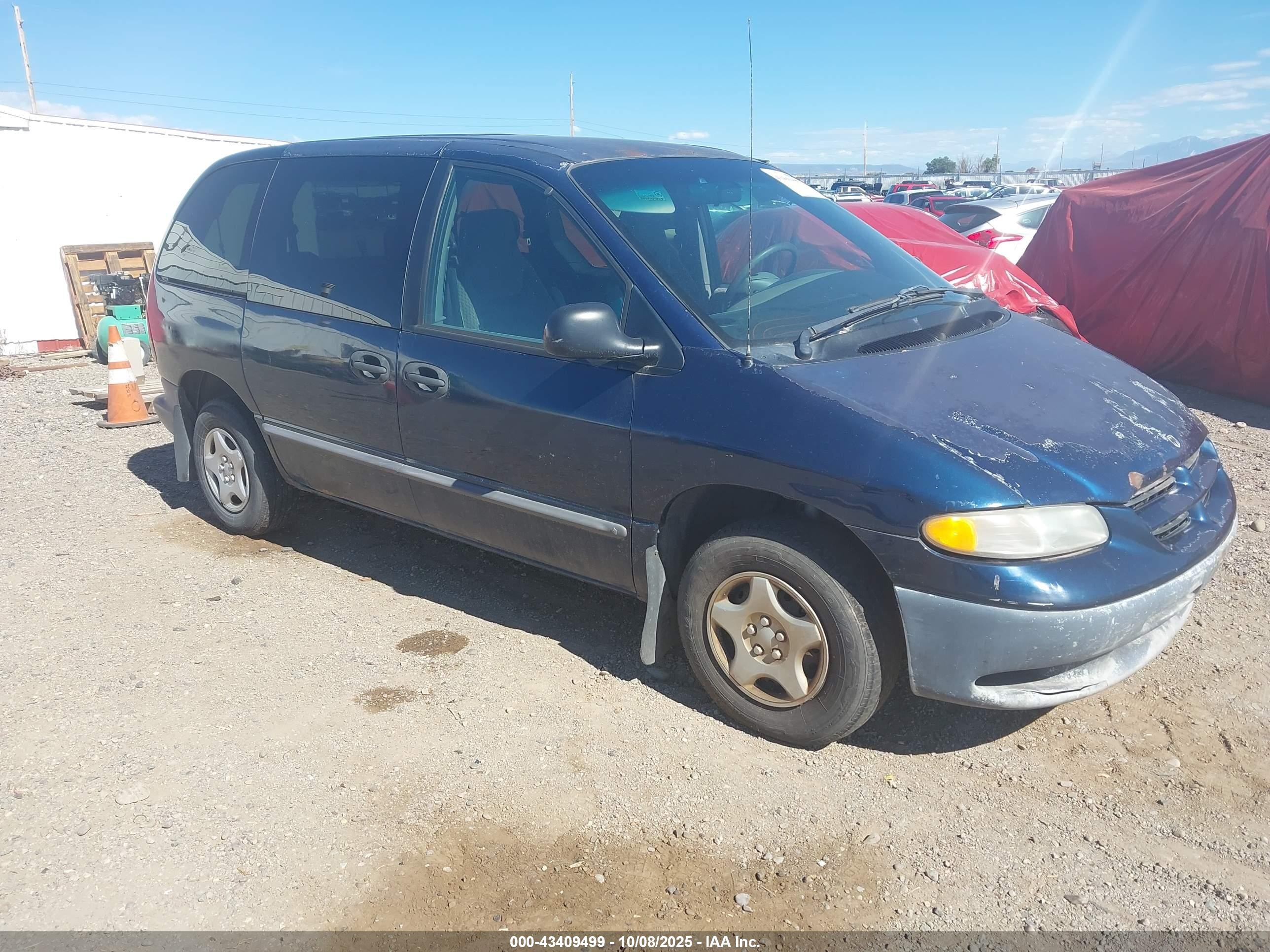 2B4GP253XYR836888