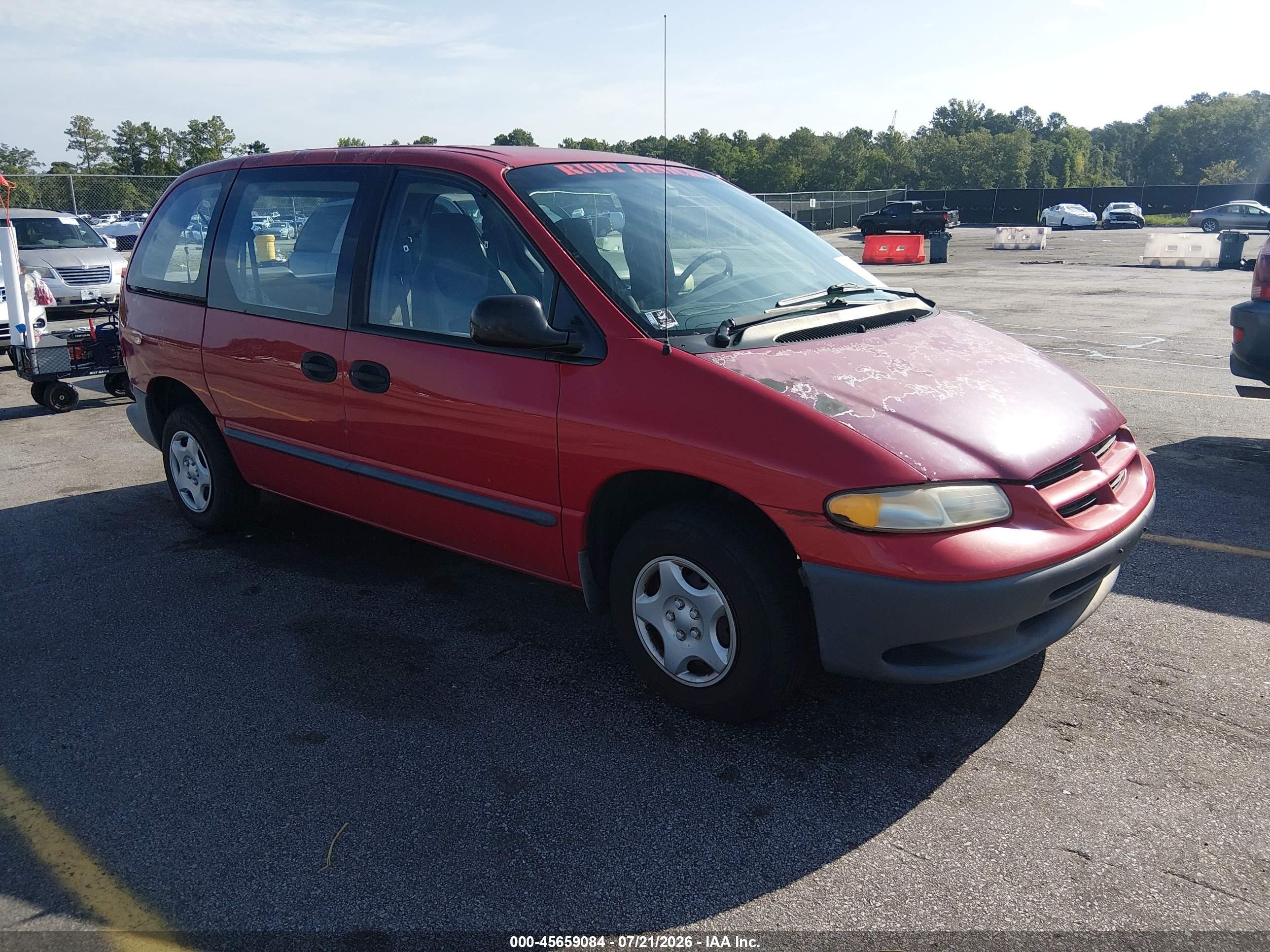 2000 Dodge Caravan   Red vin: 2B4GP25R3YR826983
