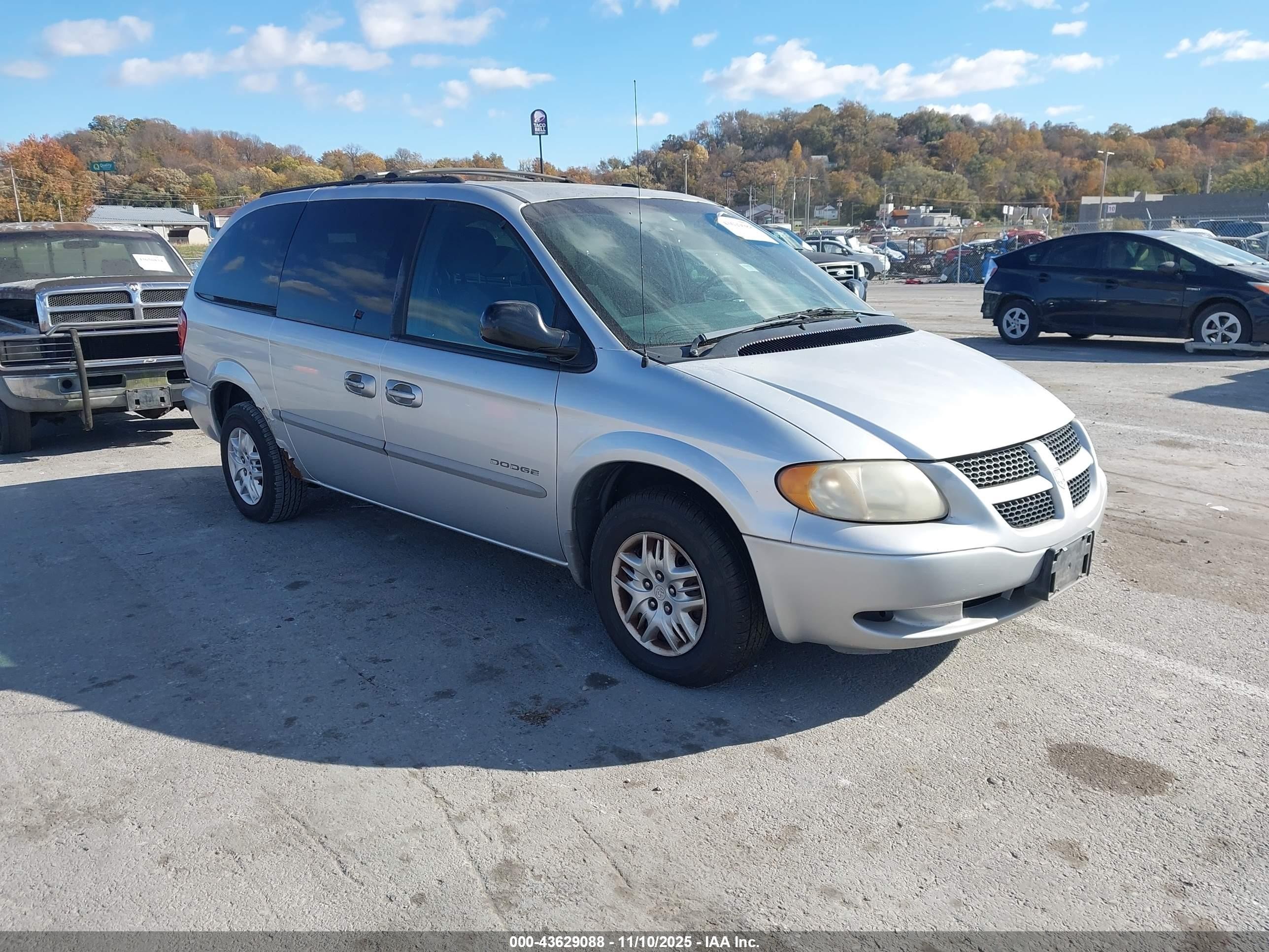 2001 Dodge Grand Caravan Sport Silver vin: 2B4GP44301R366776