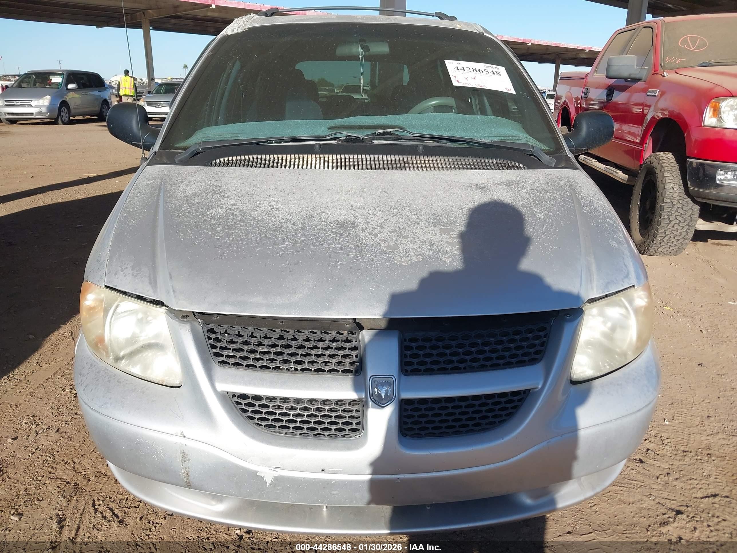 2002 Dodge Grand Caravan Sport Silver vin: 2B4GP44302R745990