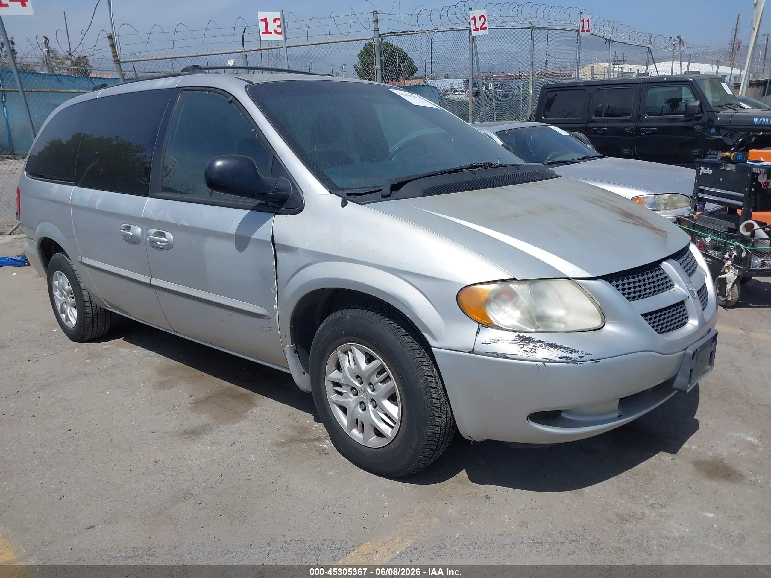 2001 Dodge Grand Caravan Sport Silver vin: 2B4GP44311R203683
