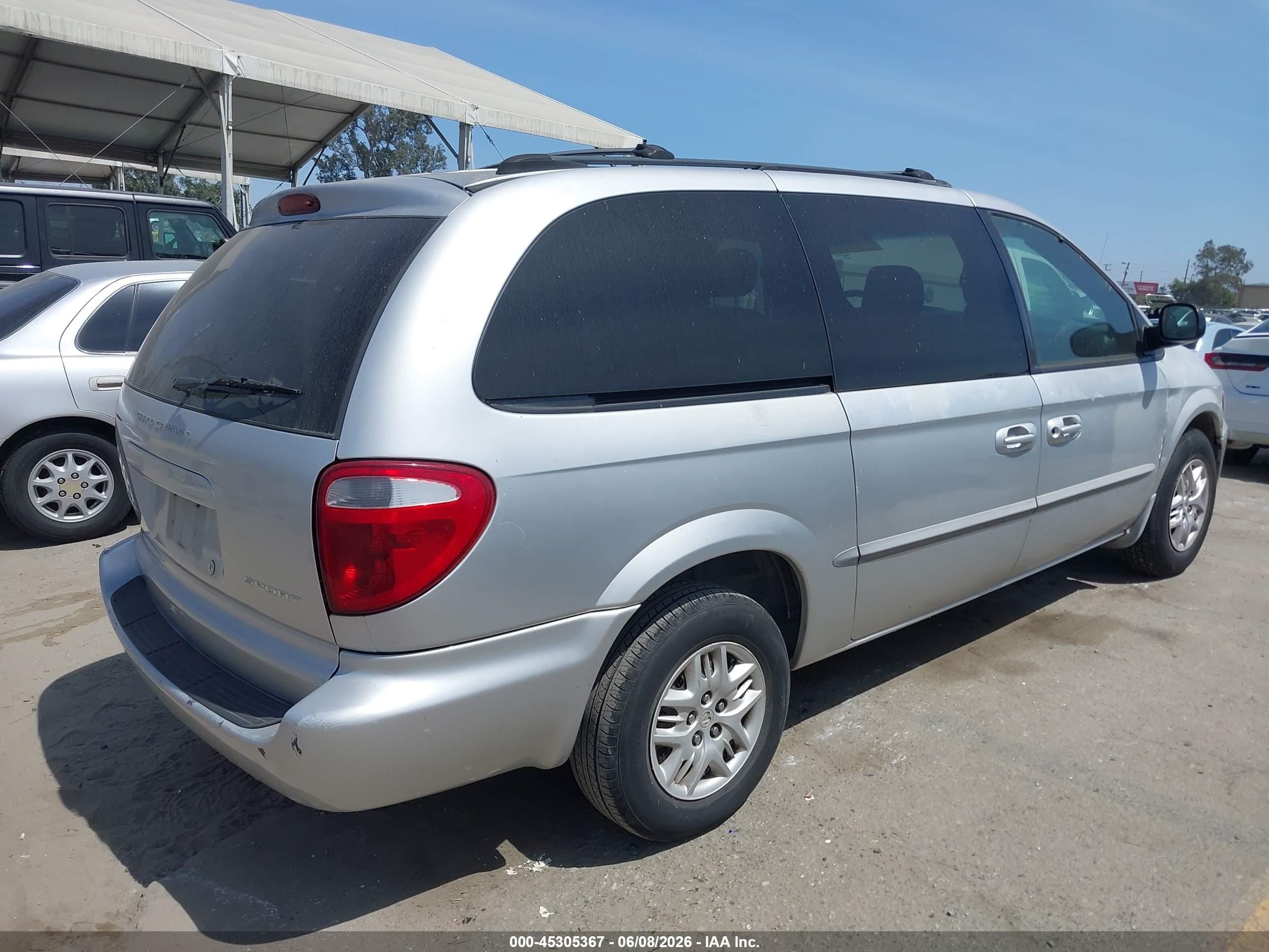 2001 Dodge Grand Caravan Sport Silver vin: 2B4GP44311R203683