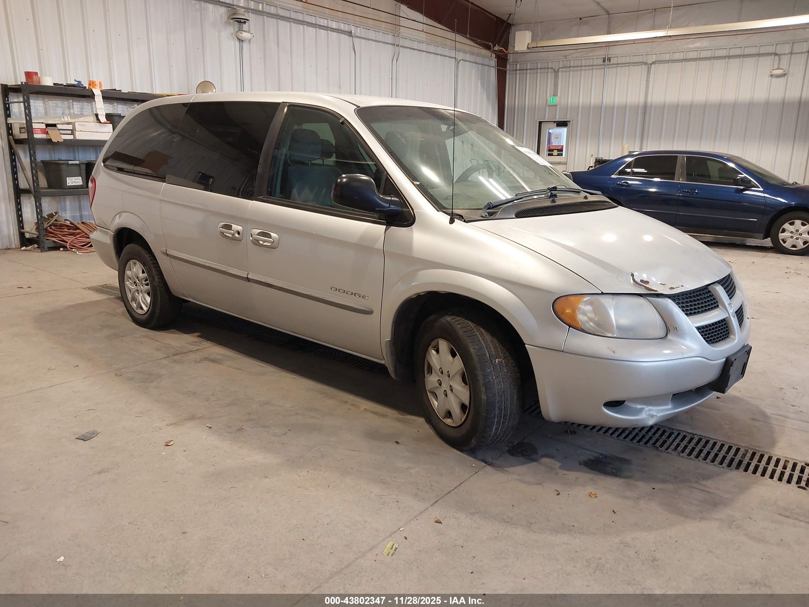 2001 Dodge Grand Caravan Sport Silver vin: 2B4GP44311R326626