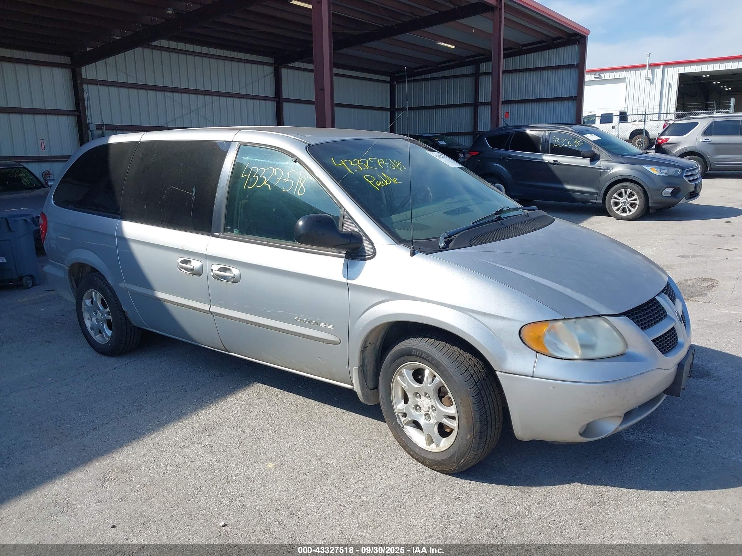 2001 Dodge Grand Caravan Sport Silver vin: 2B4GP44321R283155
