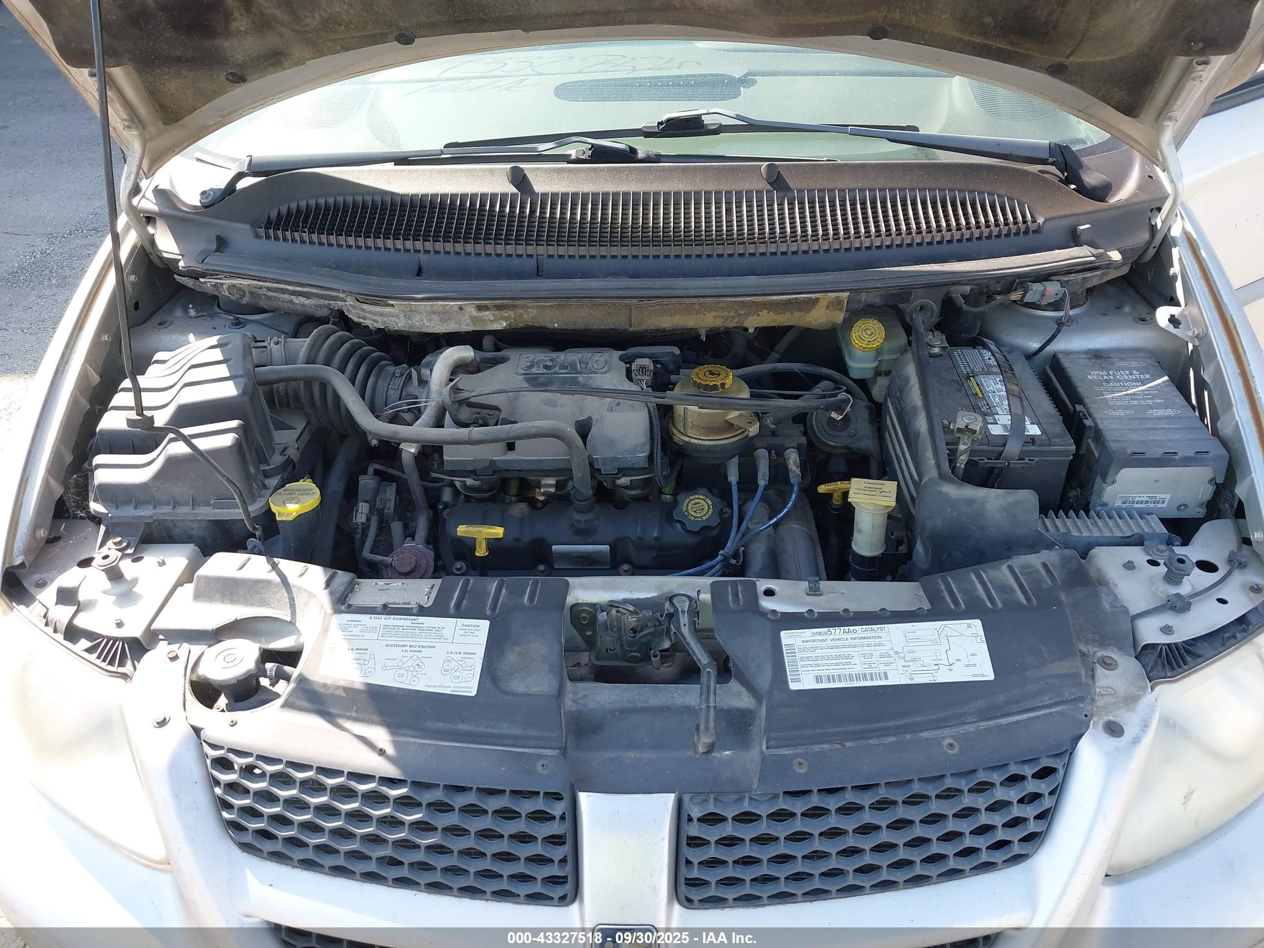 2001 Dodge Grand Caravan Sport Silver vin: 2B4GP44321R283155