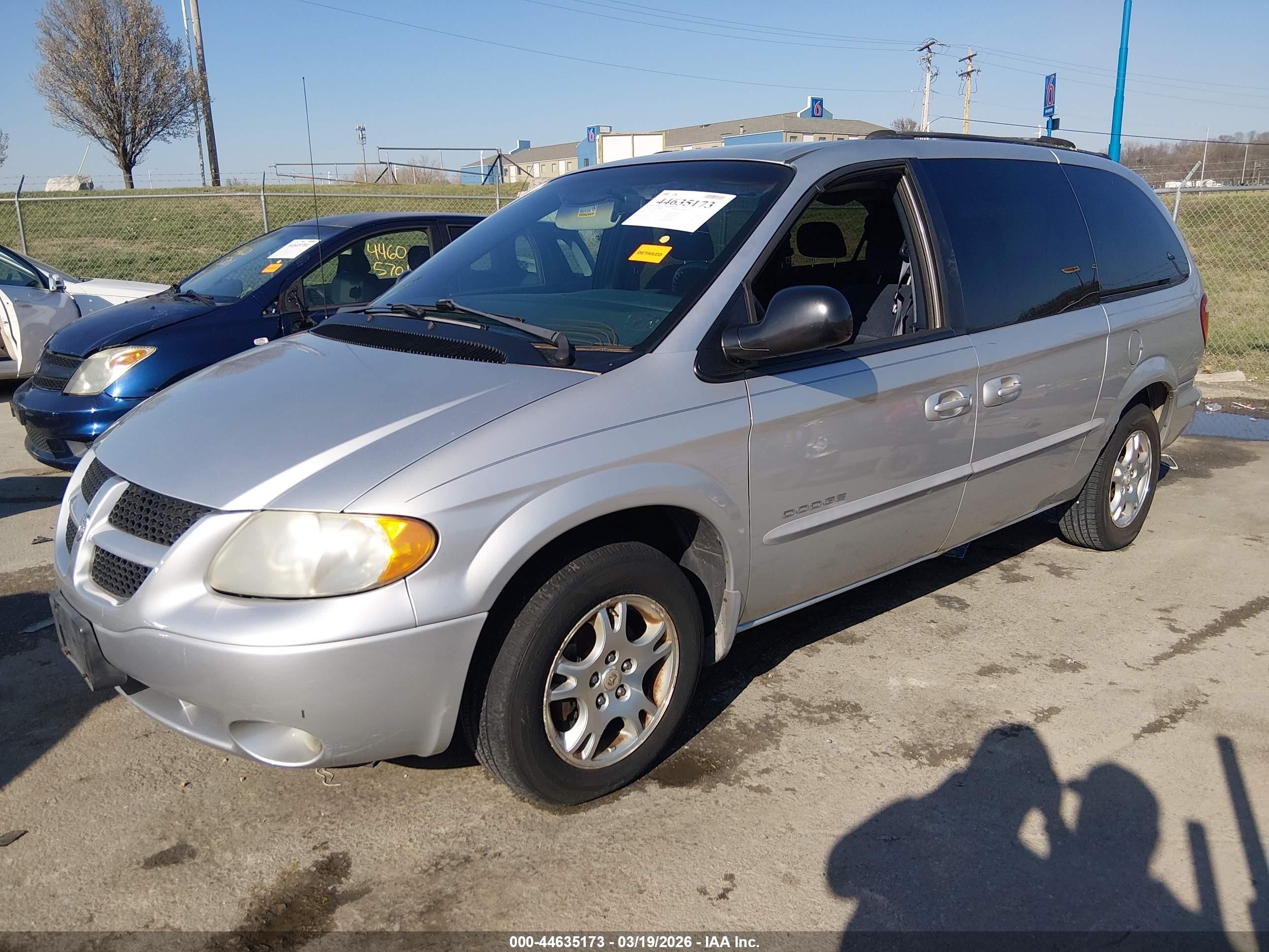 2001 Dodge Grand Caravan Sport Gray vin: 2B4GP44321R367525