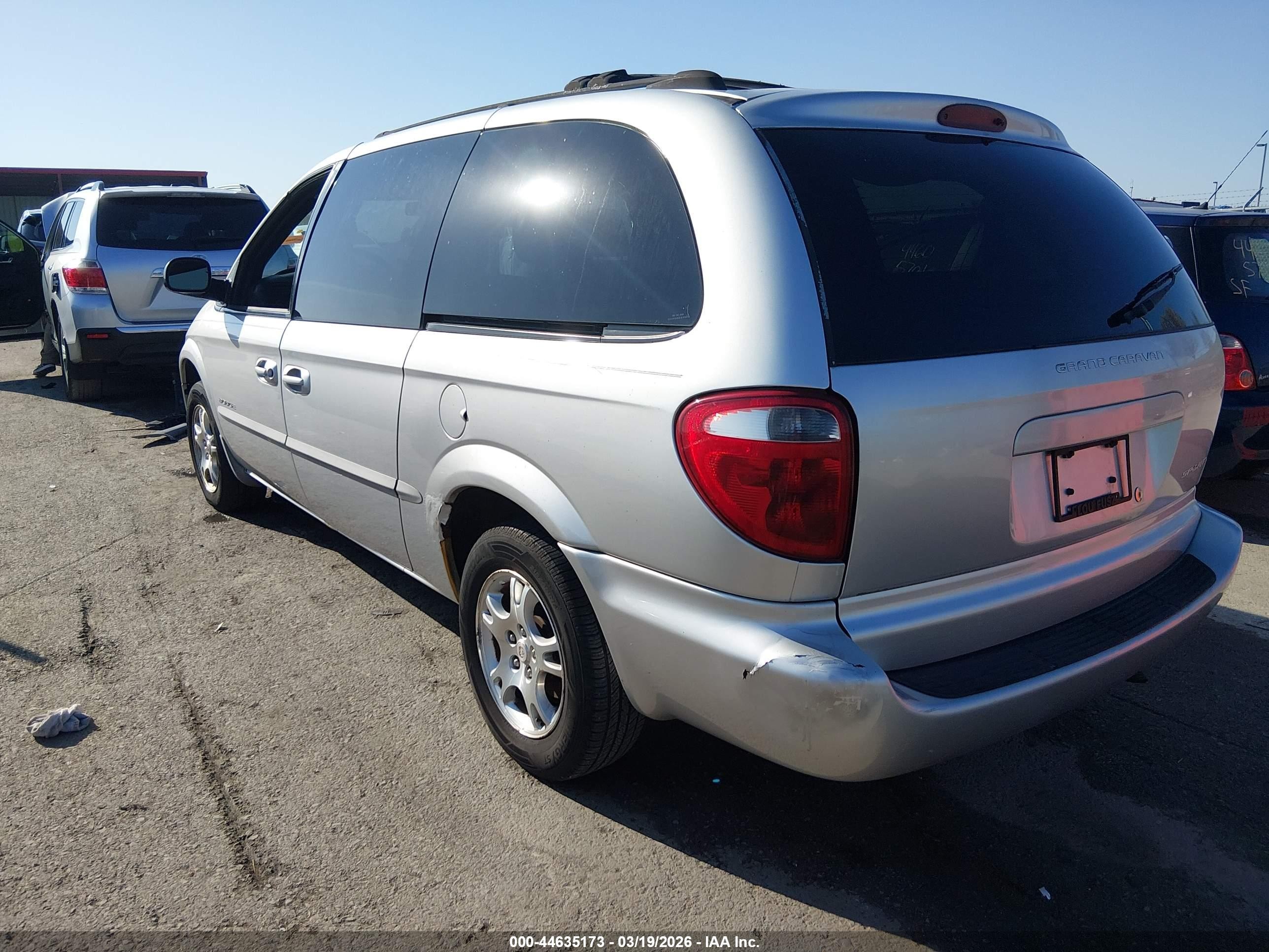 2001 Dodge Grand Caravan Sport Gray vin: 2B4GP44321R367525