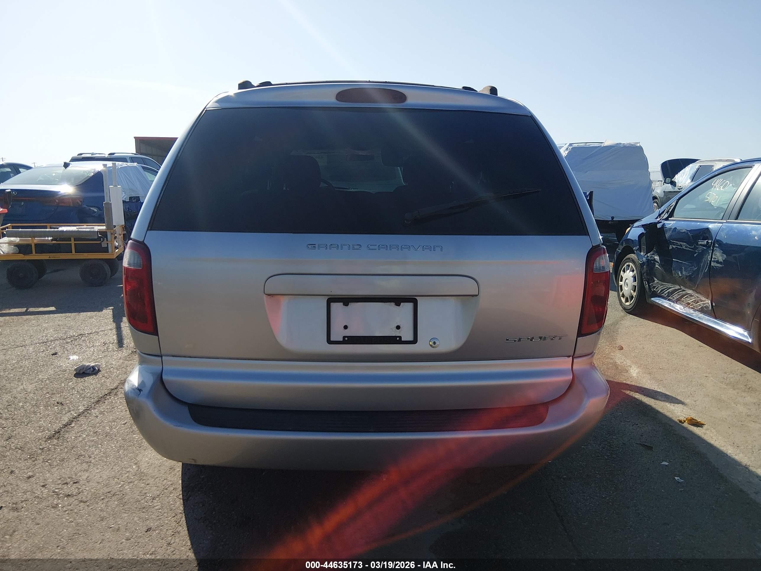 2001 Dodge Grand Caravan Sport Gray vin: 2B4GP44321R367525