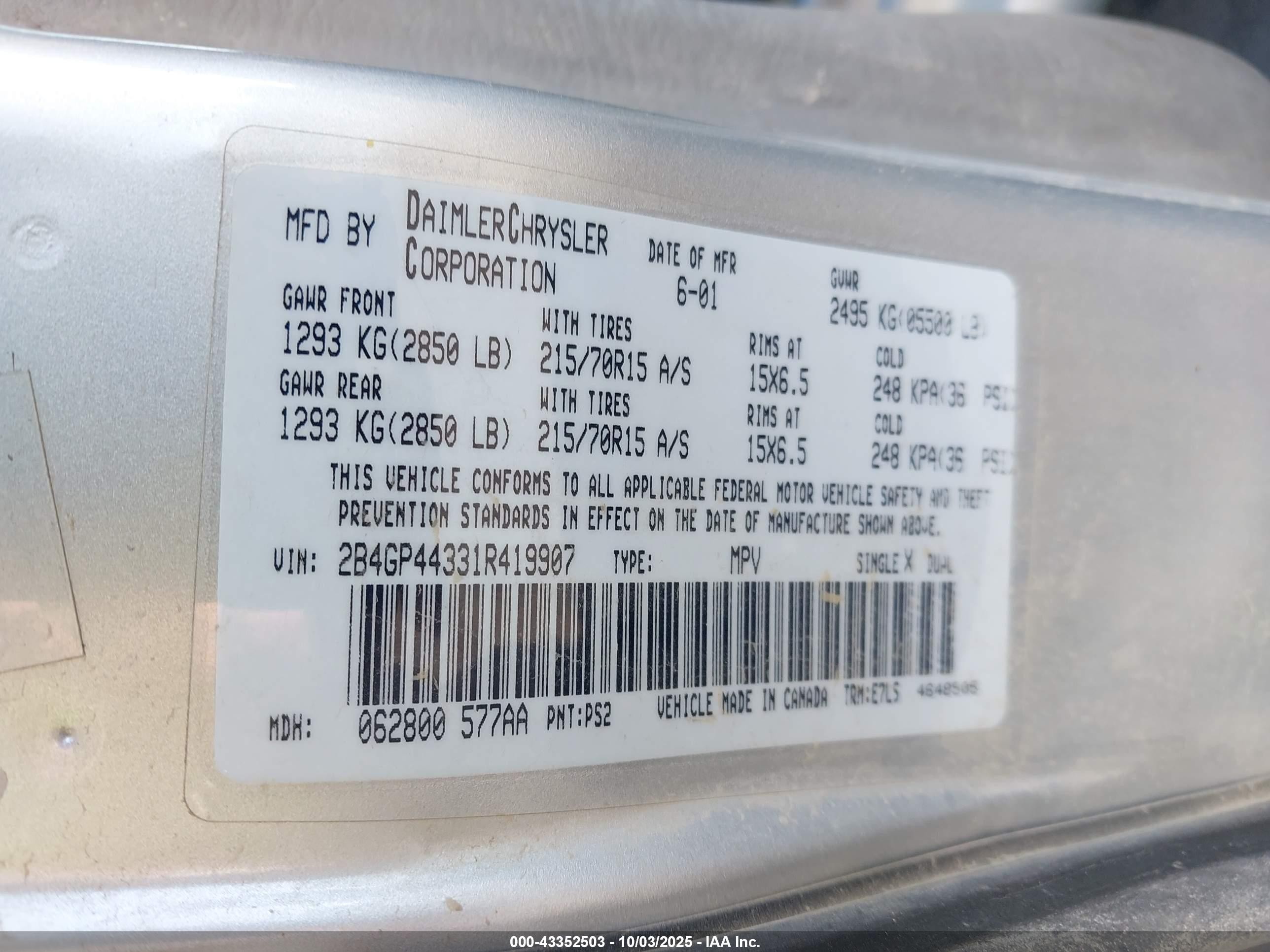 2001 Dodge Grand Caravan Sport Silver vin: 2B4GP44331R419907