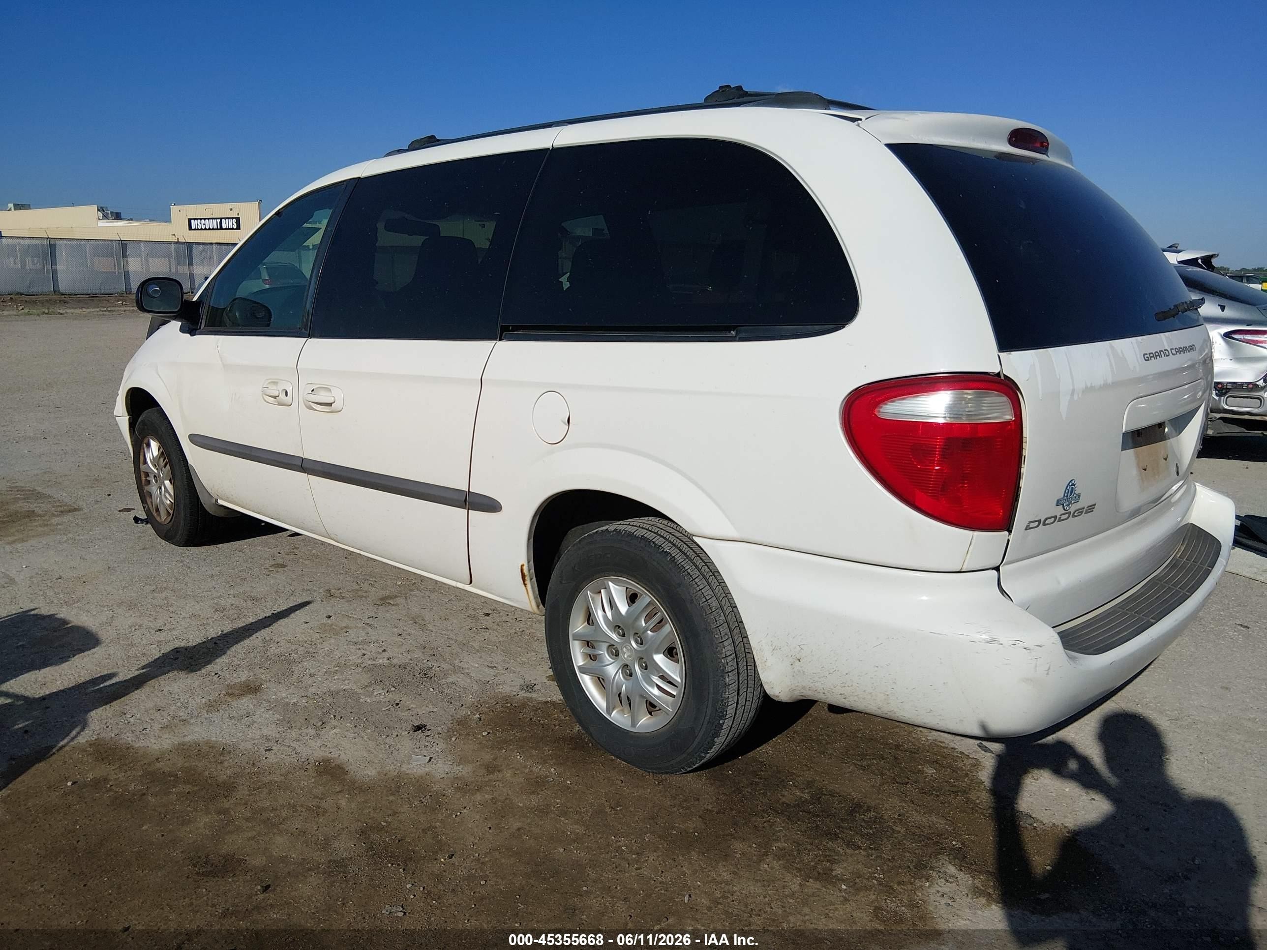 2002 Dodge Grand Caravan Sport White vin: 2B4GP44332R742033