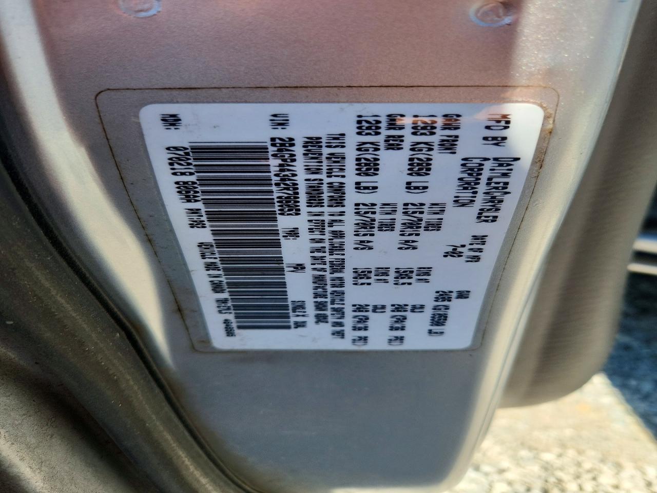 2002 Dodge Grand Caravan Sport White vin: 2B4GP44342R796053