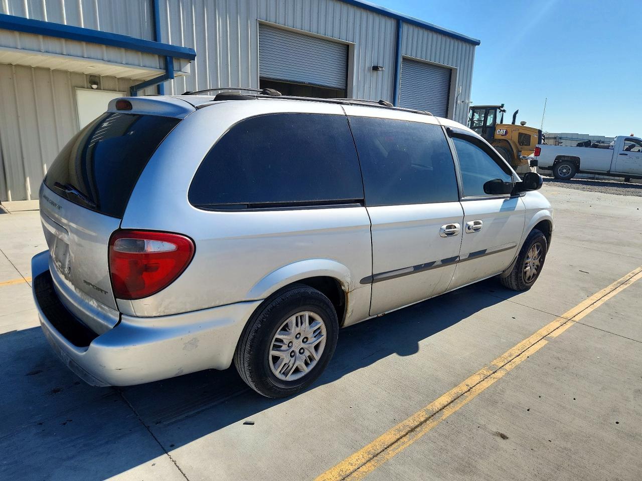 2002 Dodge Grand Caravan Sport White vin: 2B4GP44342R796053