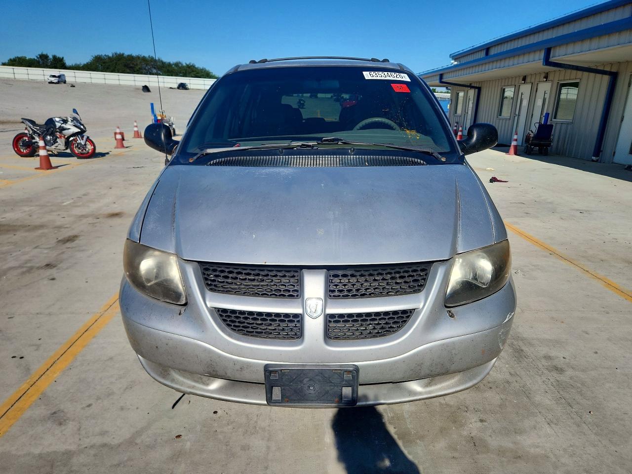 2002 Dodge Grand Caravan Sport White vin: 2B4GP44342R796053