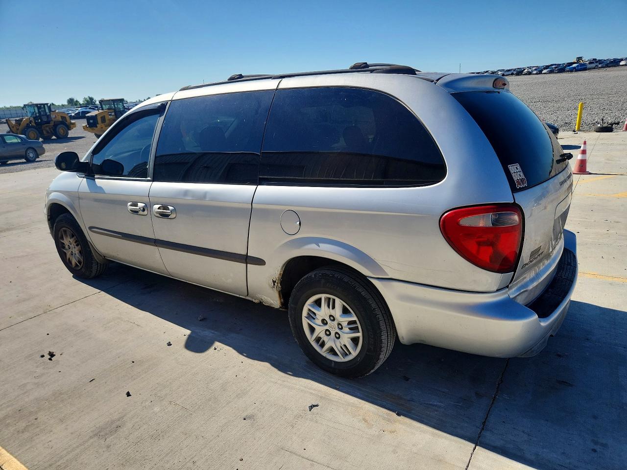 2002 Dodge Grand Caravan Sport White vin: 2B4GP44342R796053
