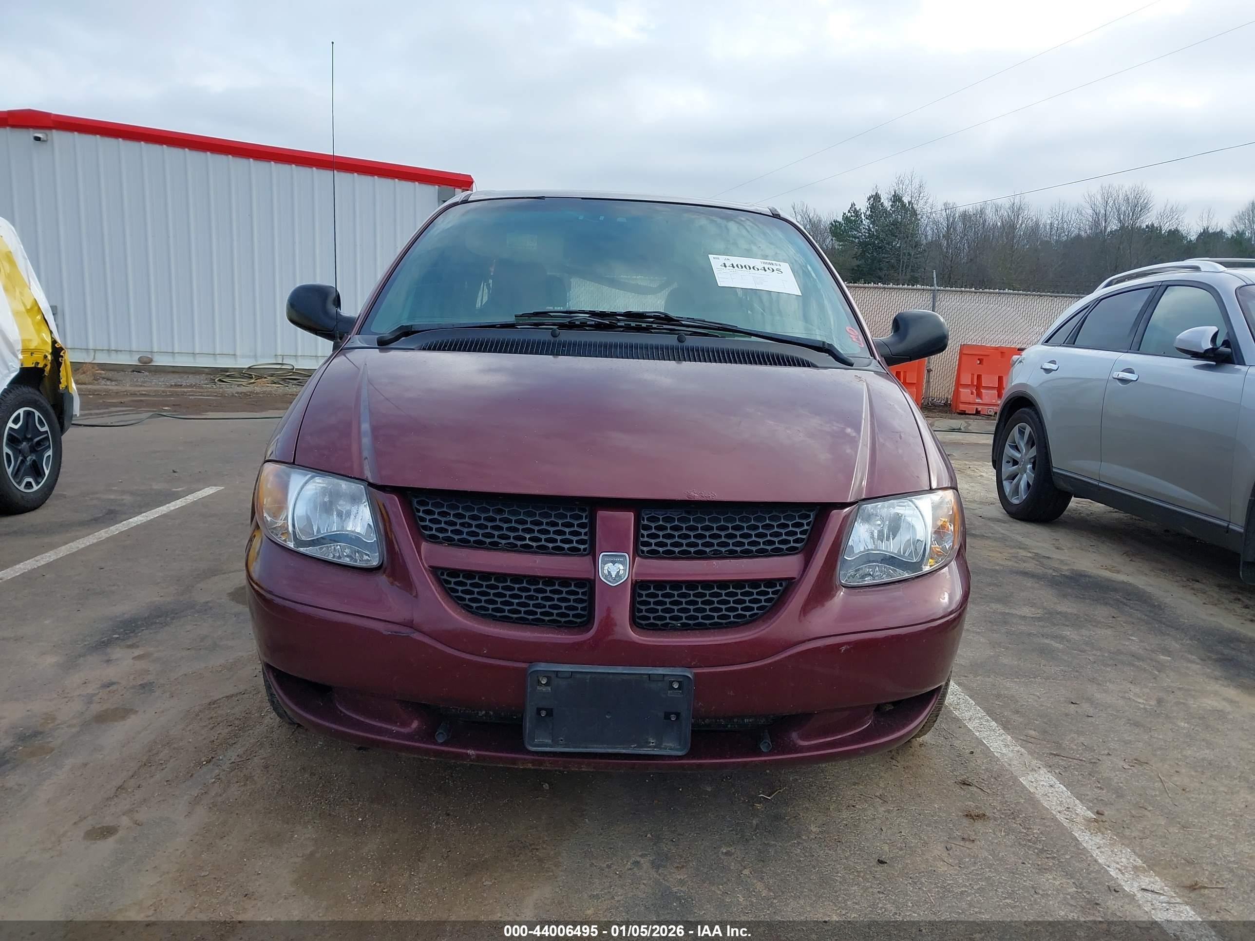 2001 Dodge Grand Caravan Sport Burgundy vin: 2B4GP44351R253731