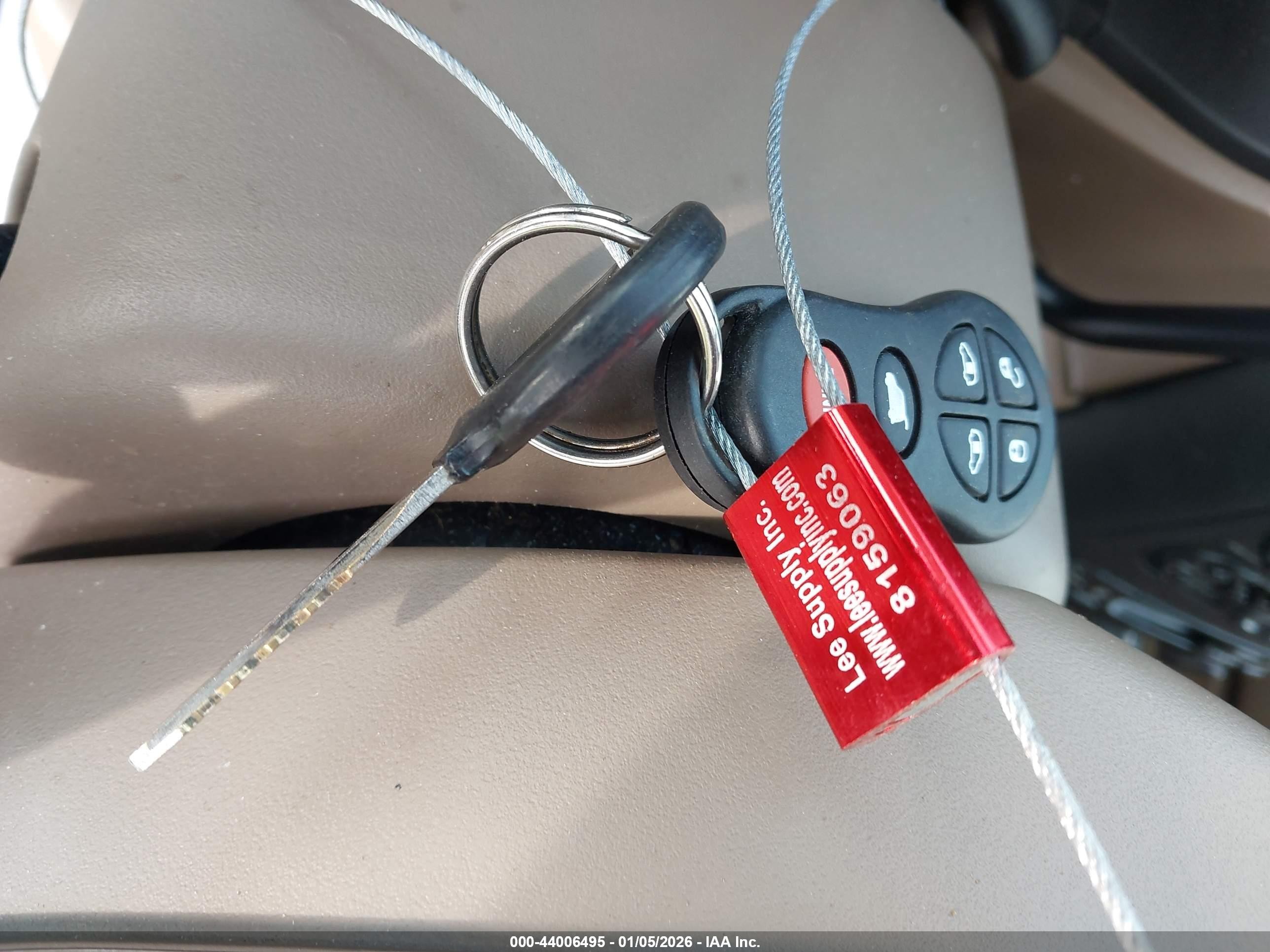 2001 Dodge Grand Caravan Sport Burgundy vin: 2B4GP44351R253731