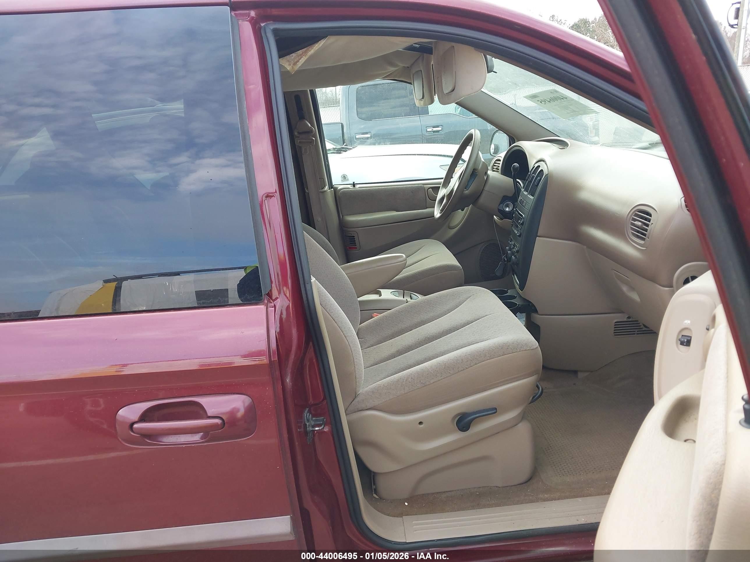 2001 Dodge Grand Caravan Sport Burgundy vin: 2B4GP44351R253731