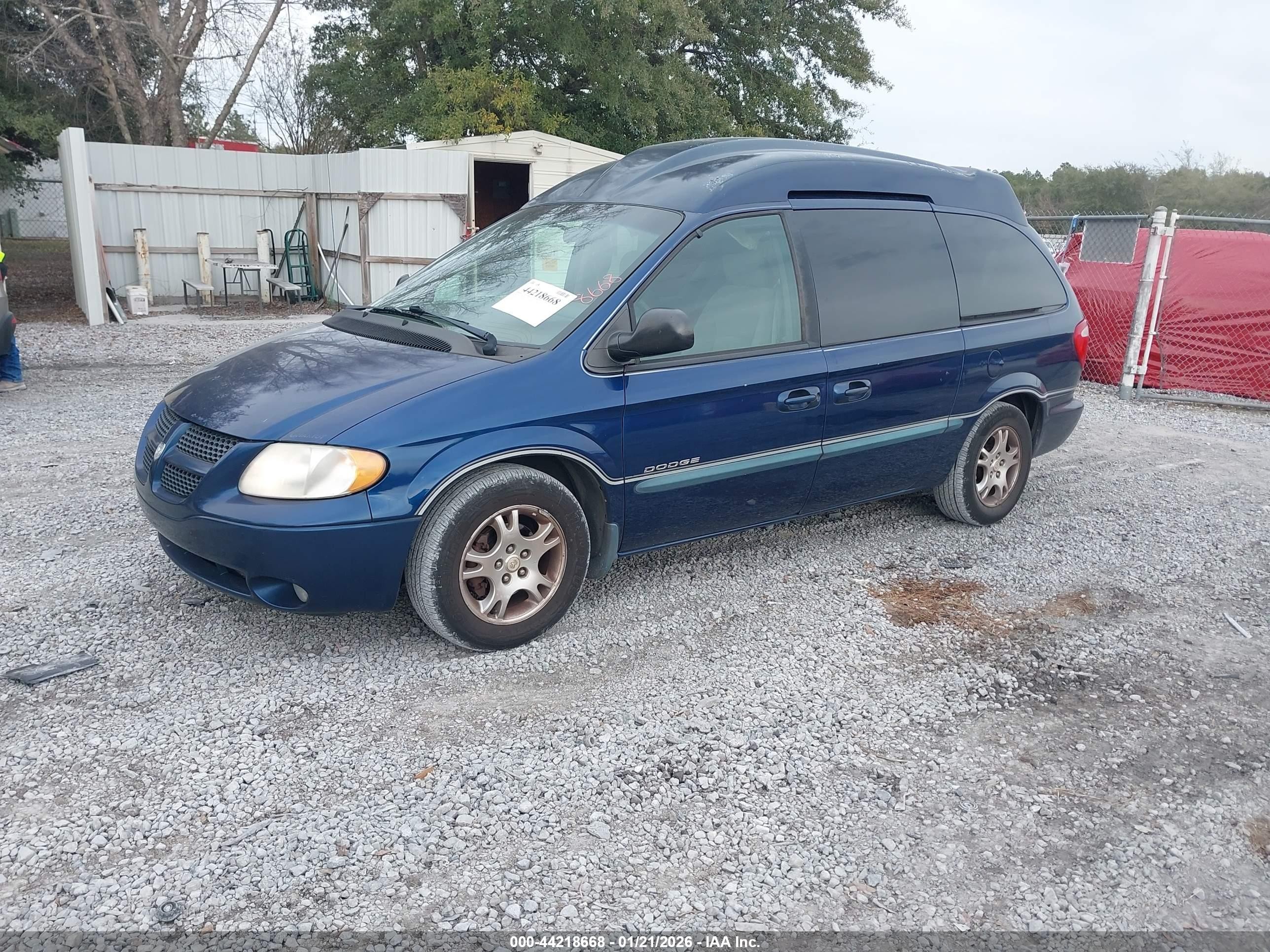 2001 Dodge Grand Caravan Sport Blue vin: 2B4GP44351R256001